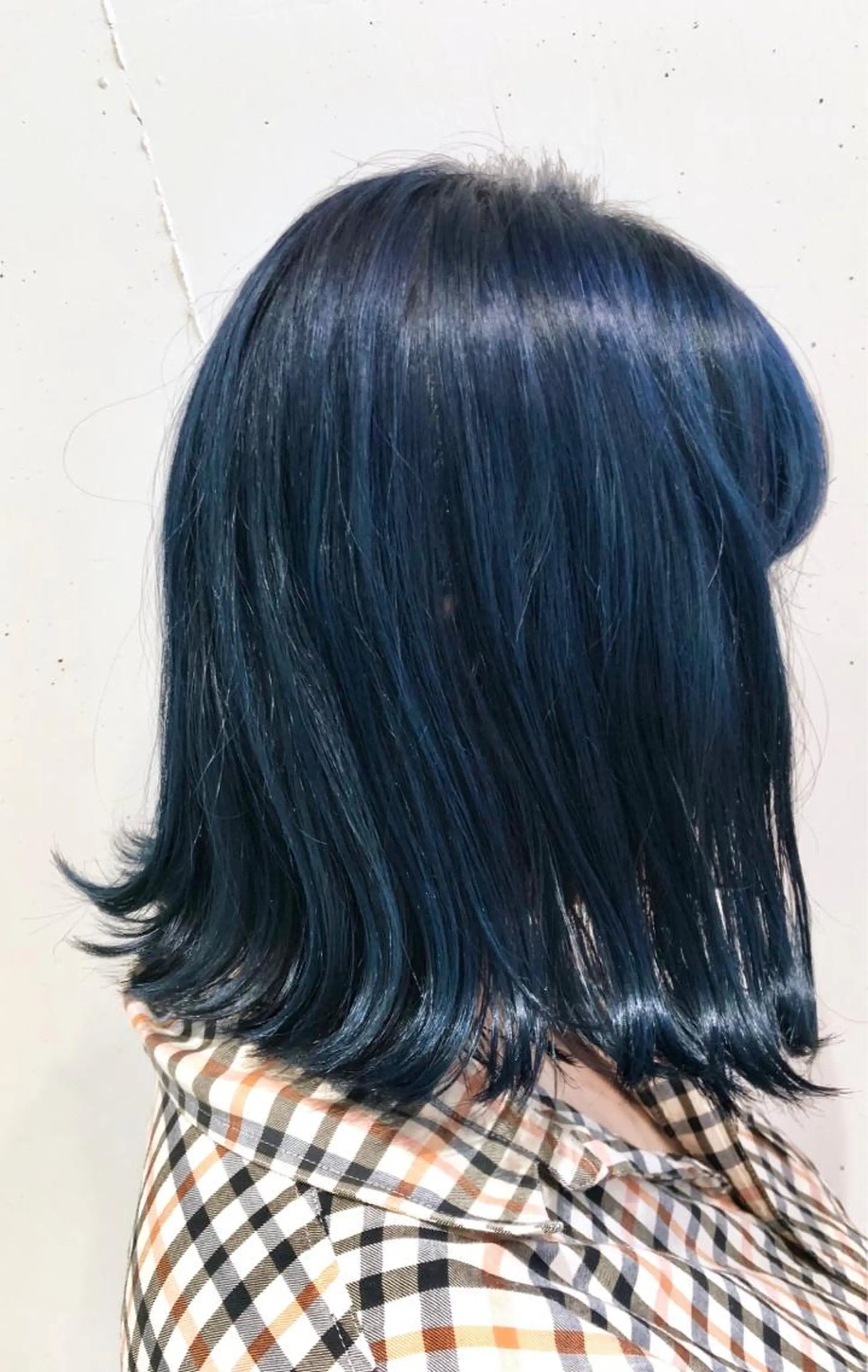 ミディアム カラー パーマ ヘアアレンジ ブリーチ ブルーカラー 透明感カラー デザインカラー ダブルカラー 【ツヤ髪美容師】 ツダケイスケのヘアスタイル