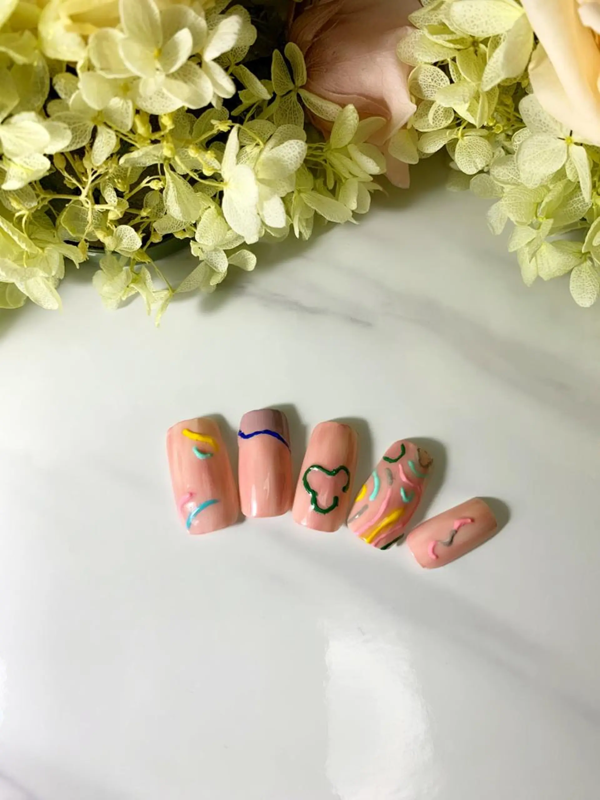 ネイル AZU nailのネイルデザイン