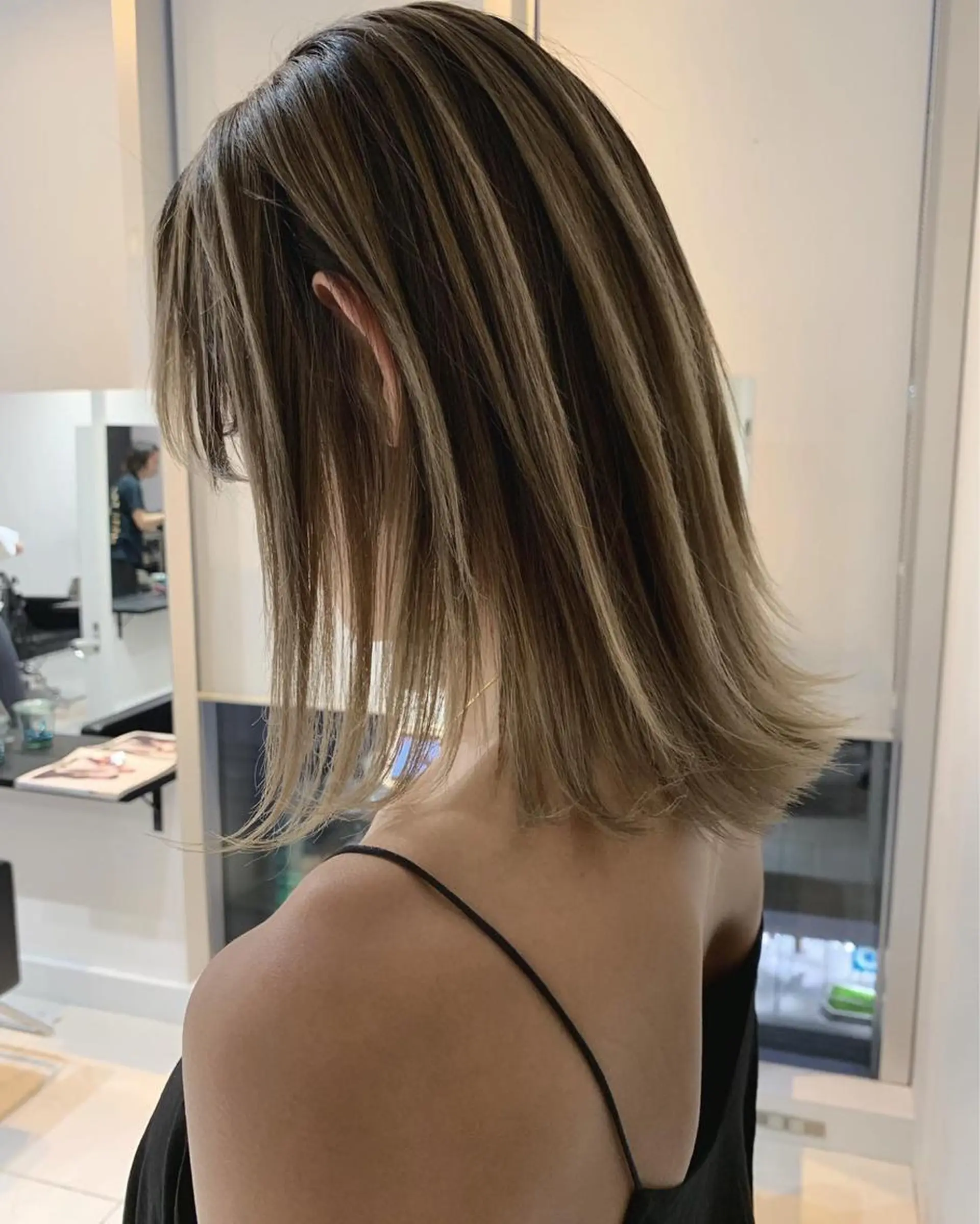 セミロング カラー パーマ ヘアアレンジ 【公式】amble luxe池袋東口🩷のヘアスタイル