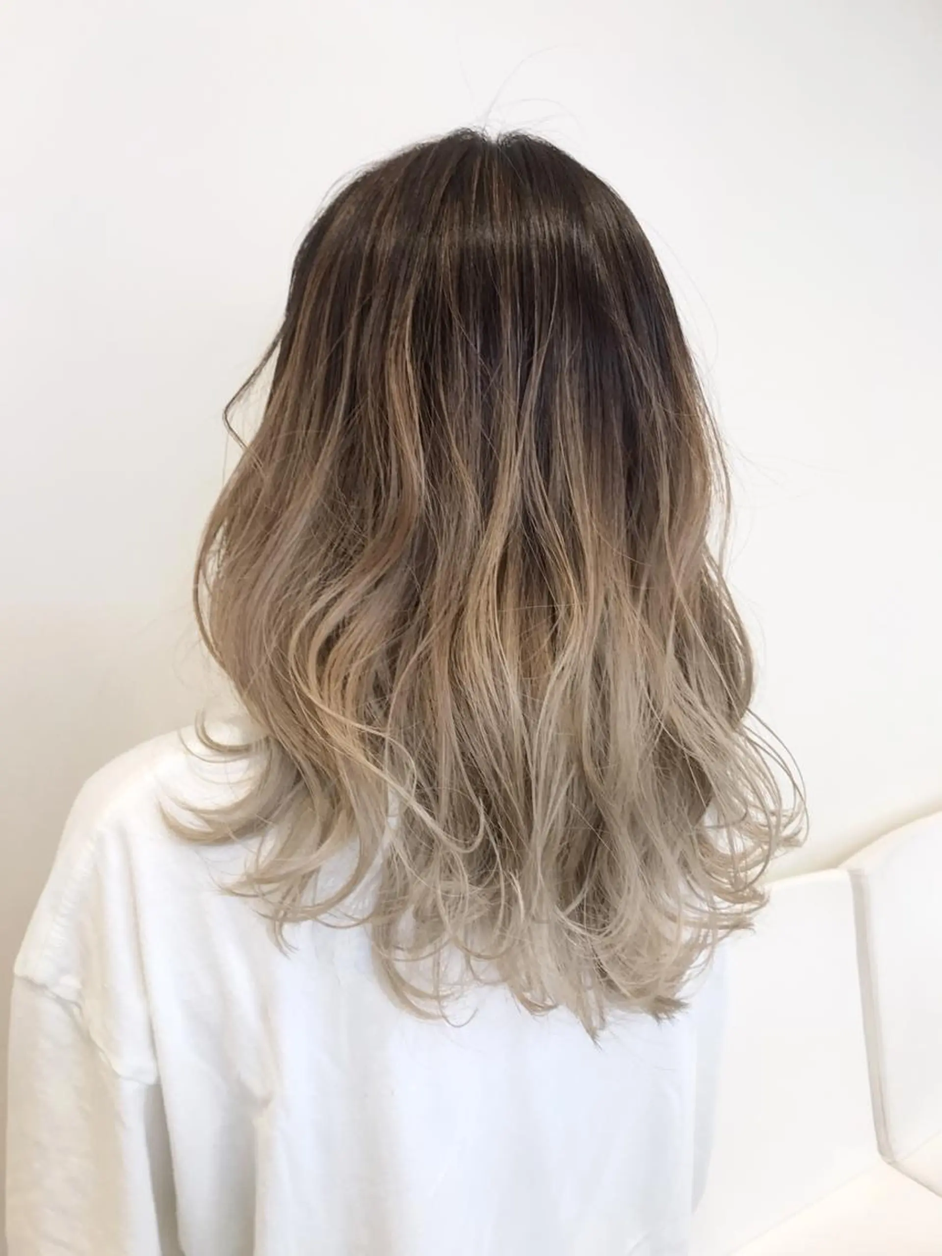 セミロング カラー ヘアカラー ハイライト/髪質改善 ✂️十河祐輝のヘアスタイル