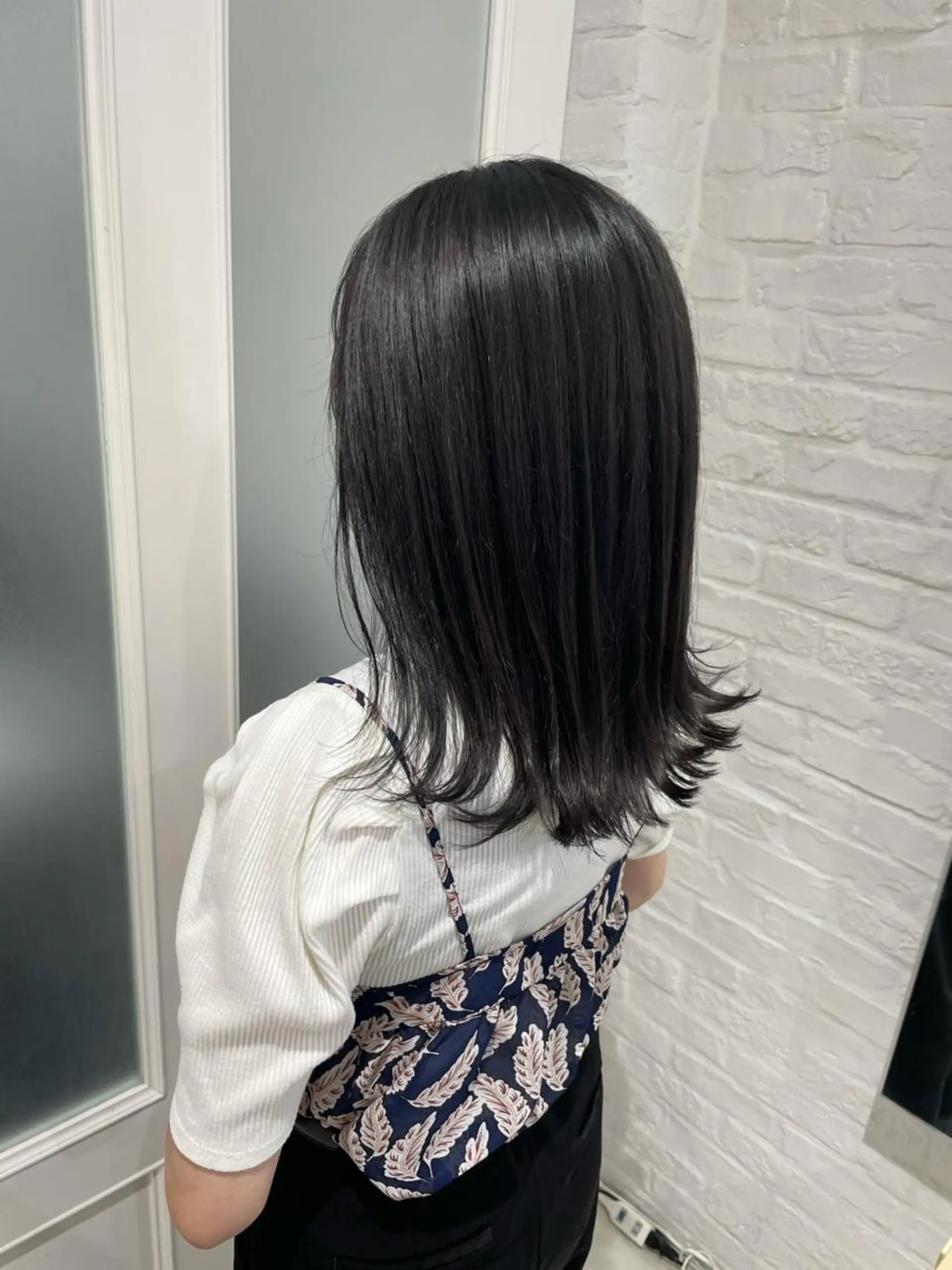 ミディアム カット ヘアカラー トリートメント 米津 優花のヘアスタイル