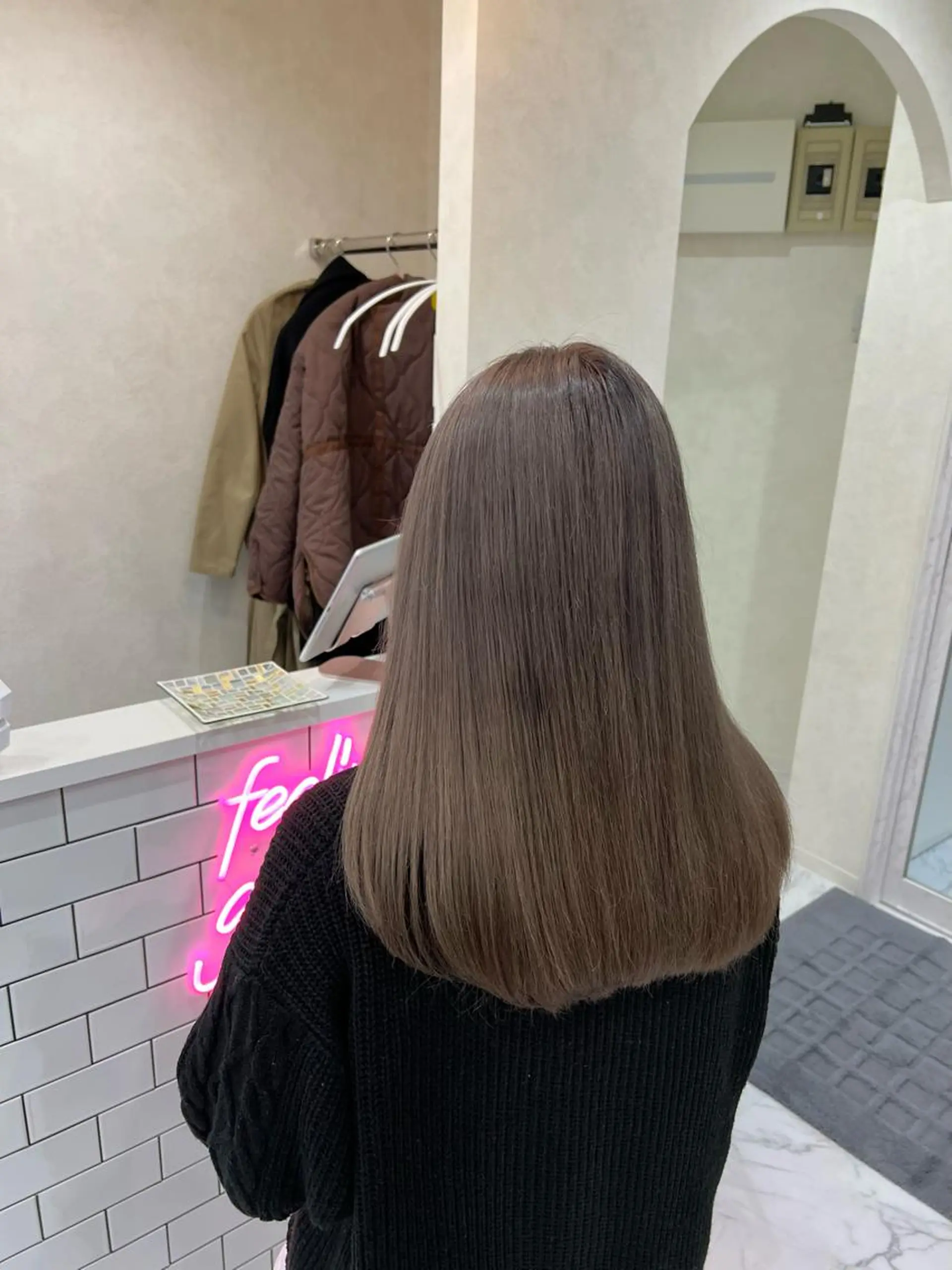 セミロング 韓国風🫧艶カラー 💟ran💟のヘアスタイル