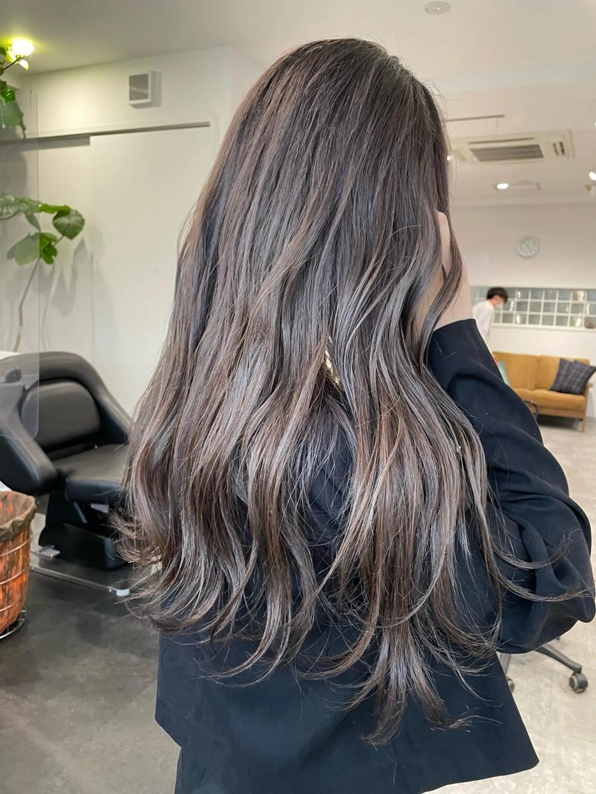 カラー ブリーチ グレージュ ハイライトカラー 京都美容師 塩のヘアスタイル