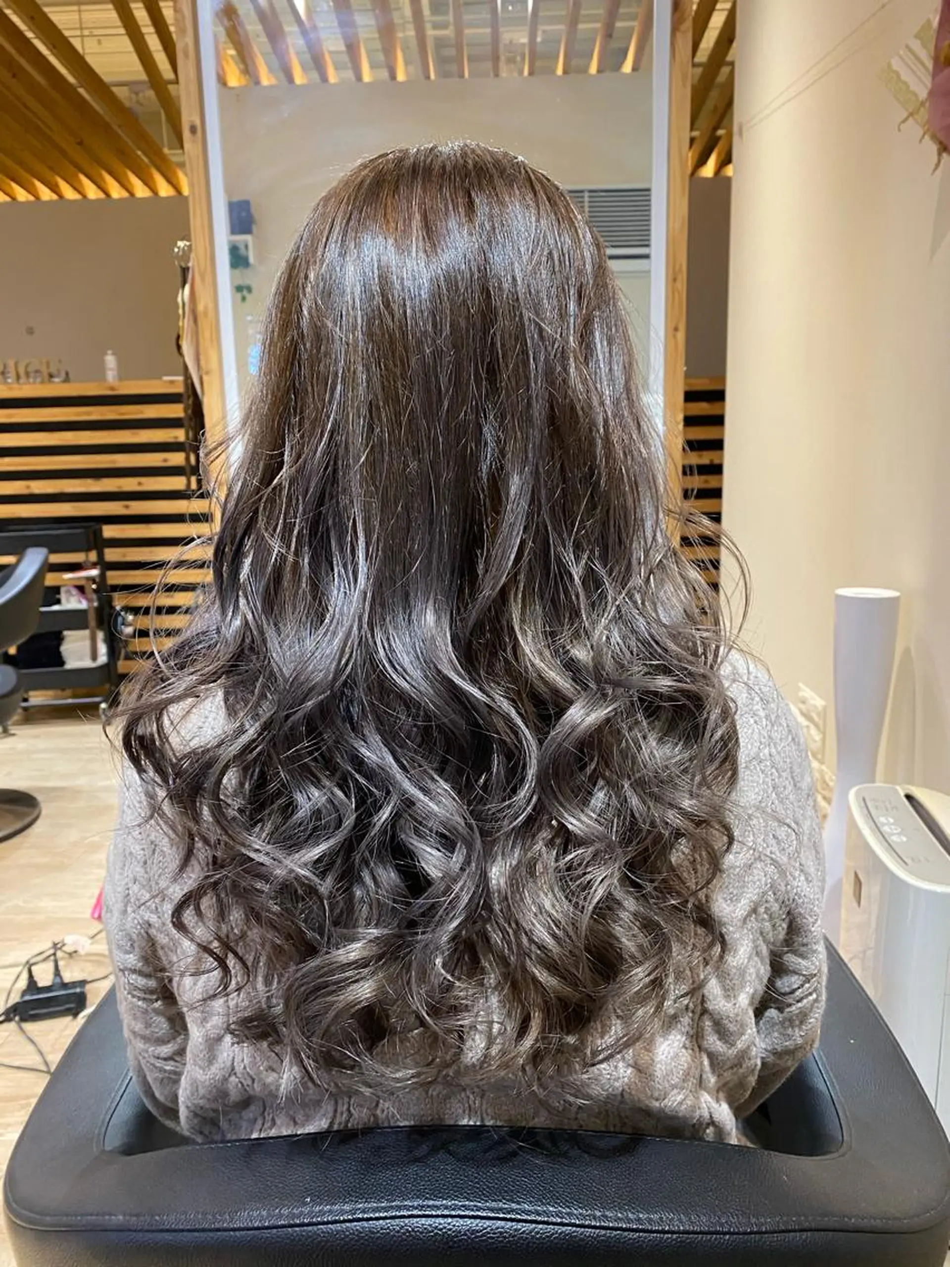 ロング カラー 関口 友行のヘアスタイル