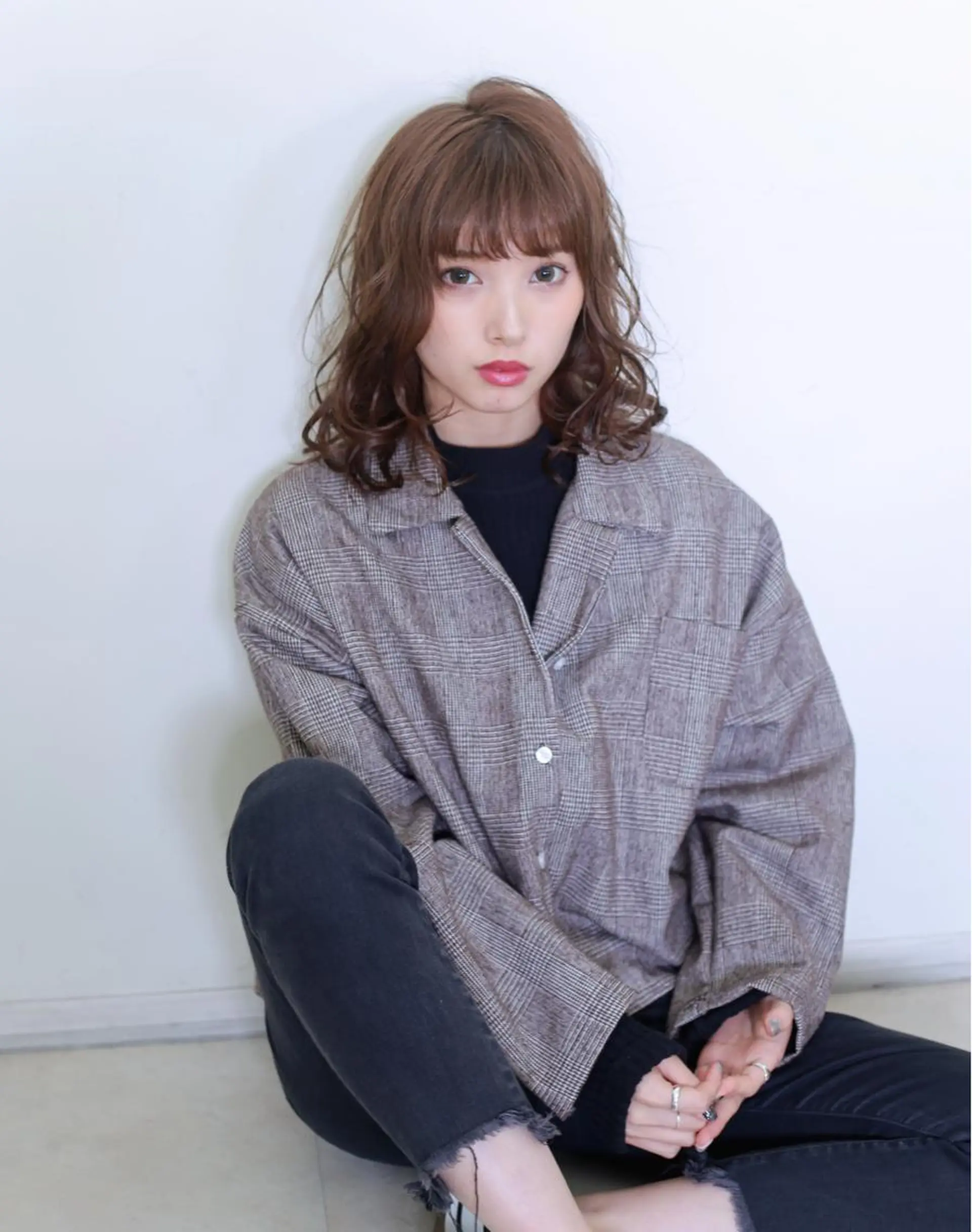 ミディアム ハイトーン/レイヤー /ケアブリーチ石川治のヘアスタイル