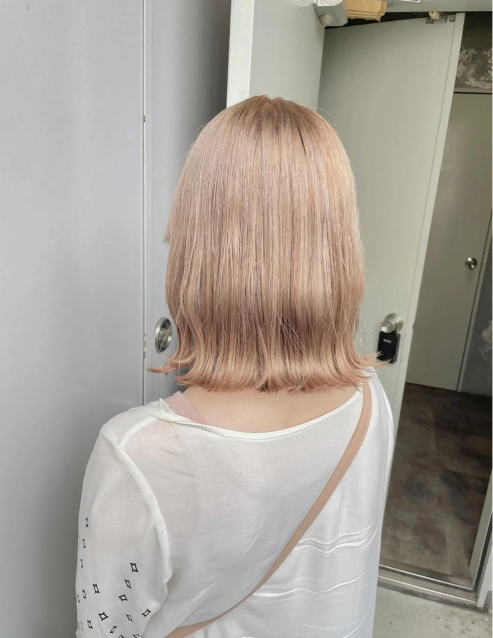 ミディアム カラー ヘアカラー トリートメント ヘッドスパ ヘアセット ベージュカラー💖 やすひろのヘアスタイル