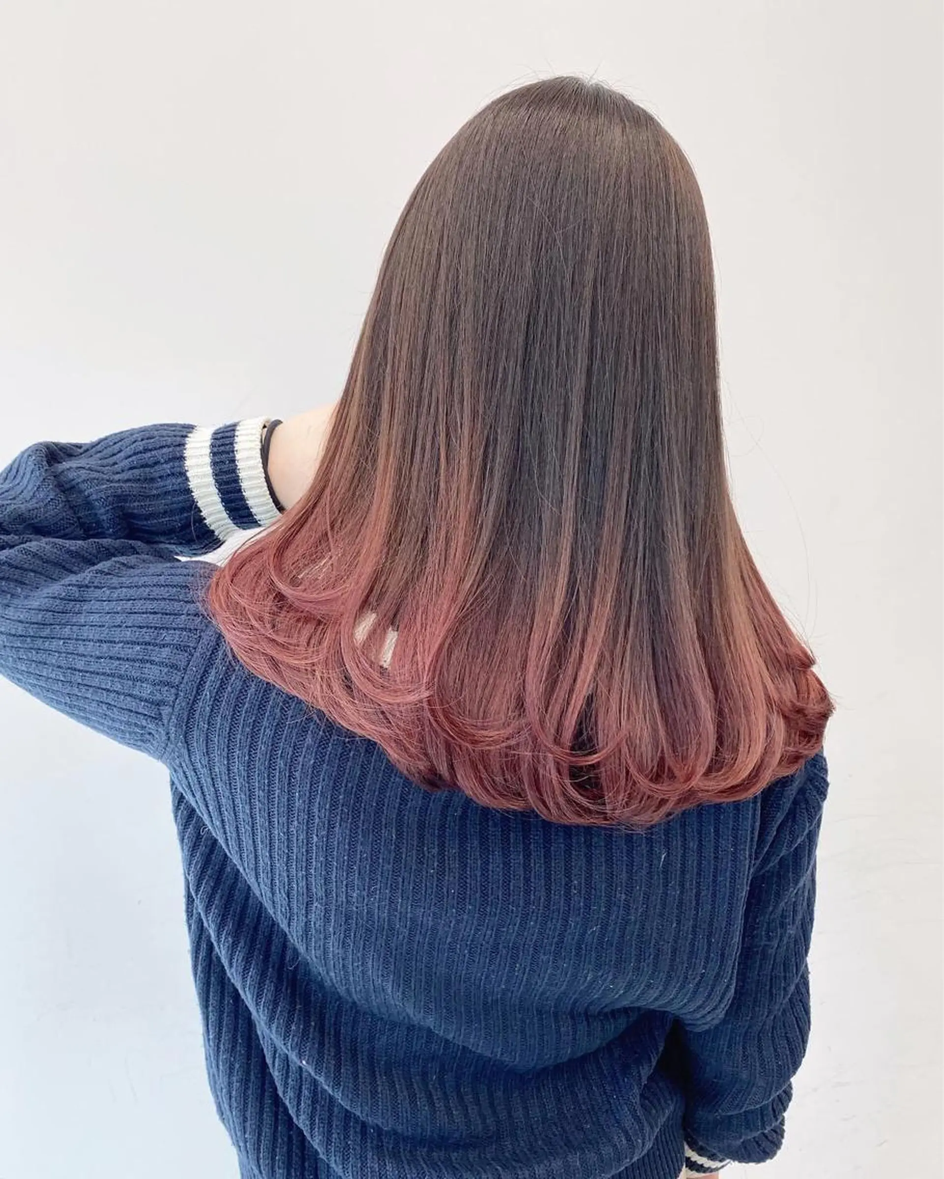 セミロング カラー パーマ ヘアアレンジ 【公式】amble luxe池袋東口🩷のヘアスタイル