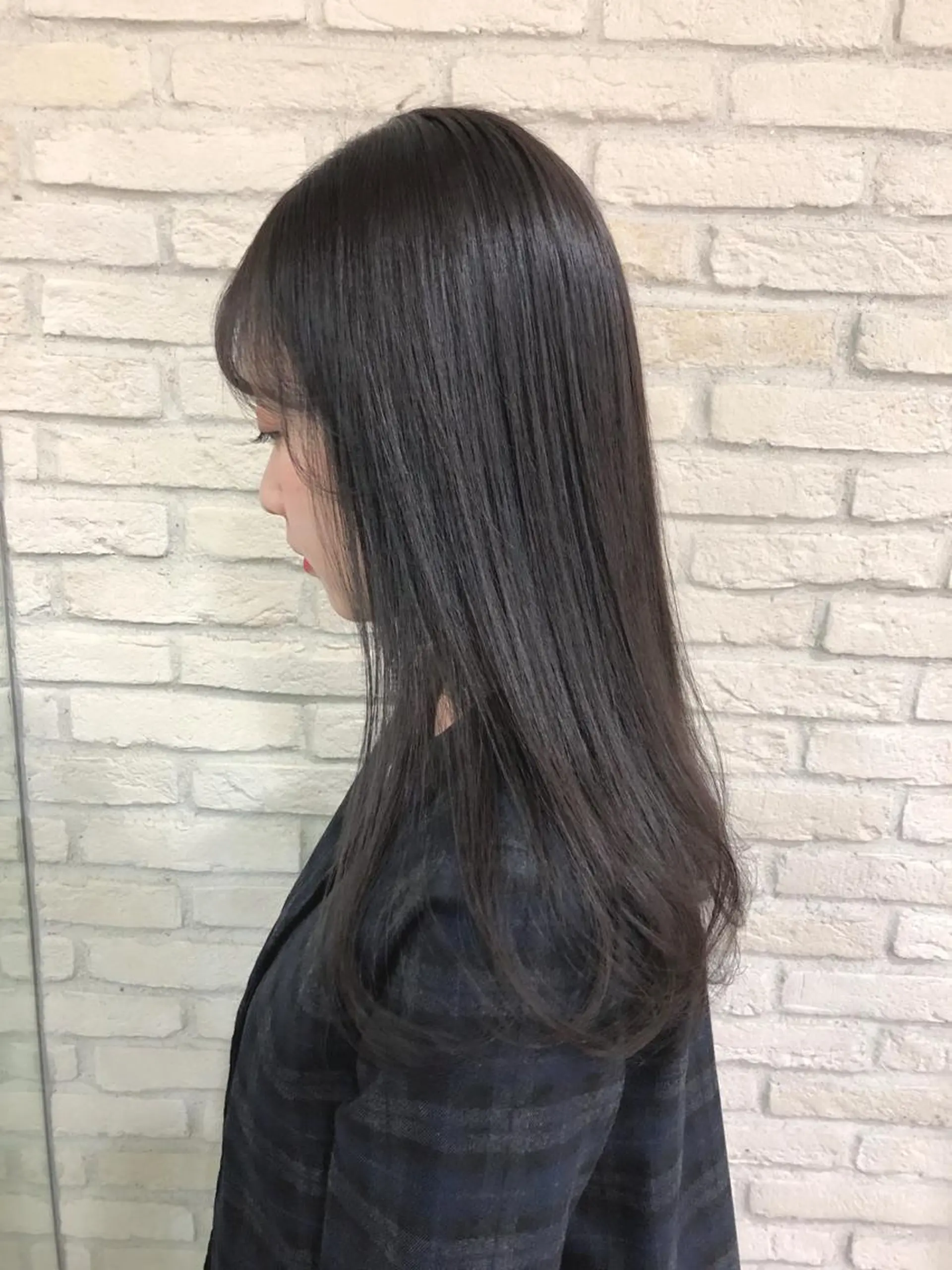 セミロング カラー グレージュ HAUS 片山みほのヘアスタイル