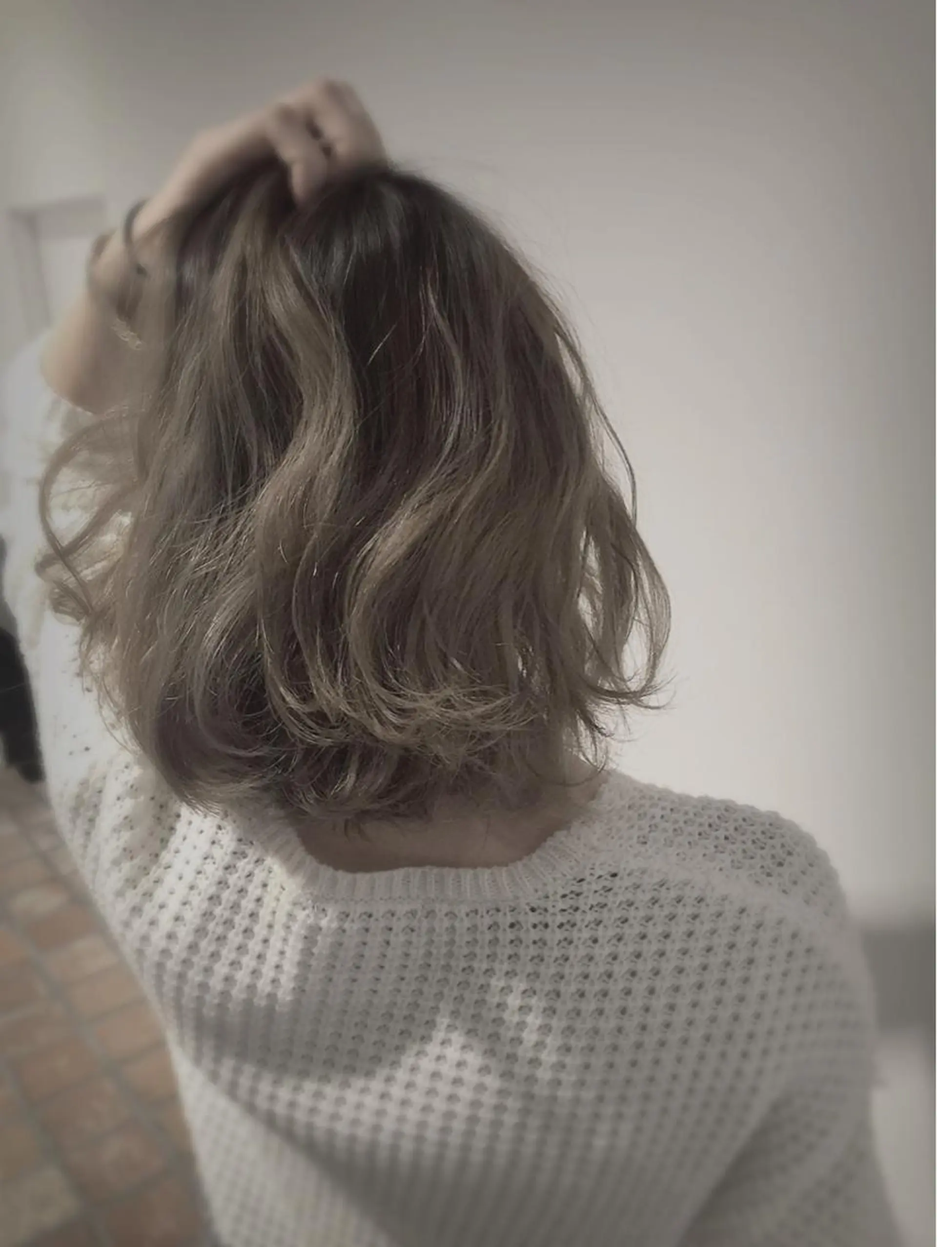 ショート ミディアム セミロング ロング カラー グラデーションカラー ハイライトカラー イルミナカラー ハイライト due hair 京都駅前店 MILBON オージュア認定サロン【デューヘアー】所属・ハイトーンブリーチ 土坂　由志【京都】のヘアスタイル