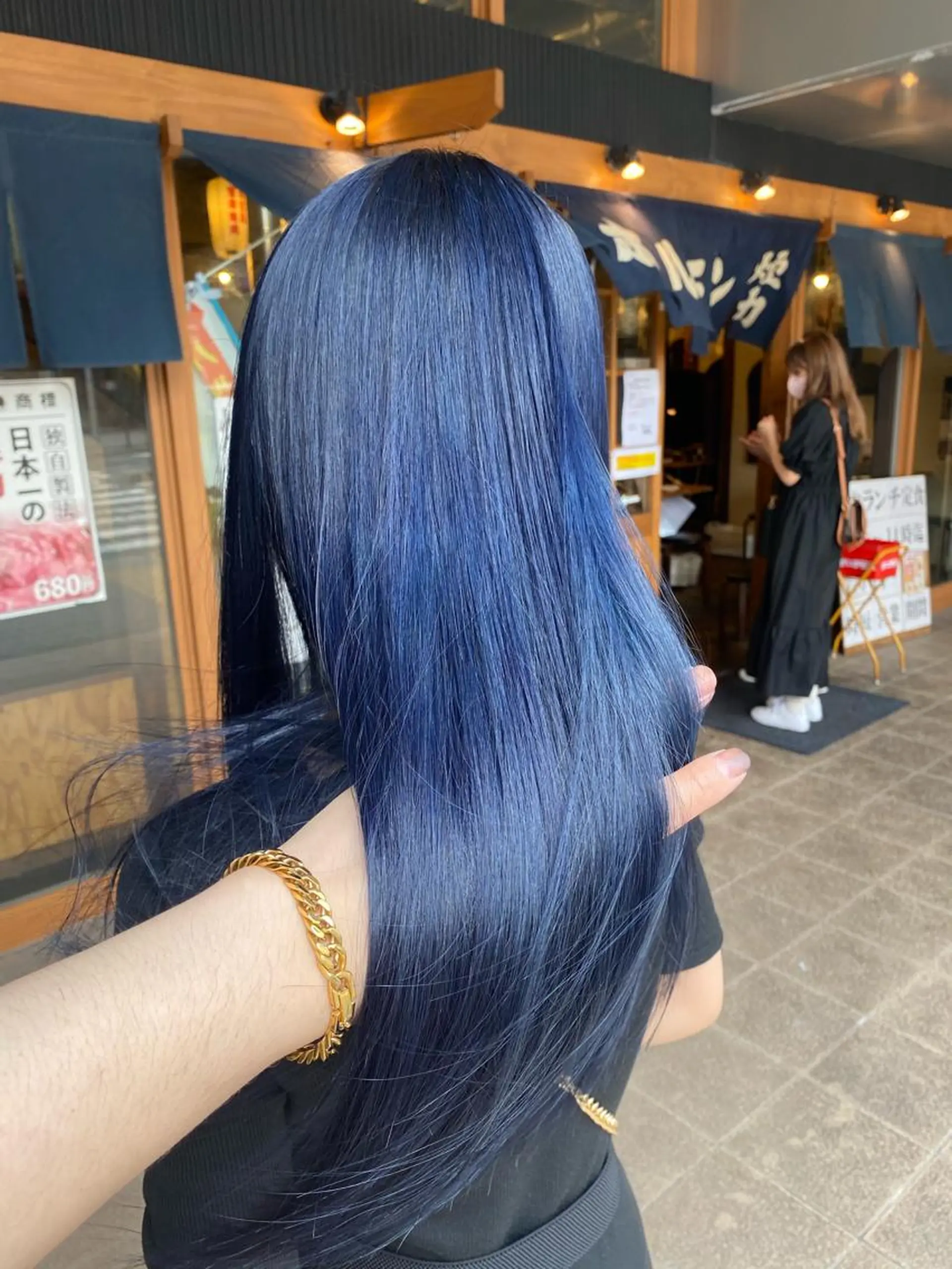 ロング カット ヘアカラー トリートメント 河上 雅俊のヘアスタイル