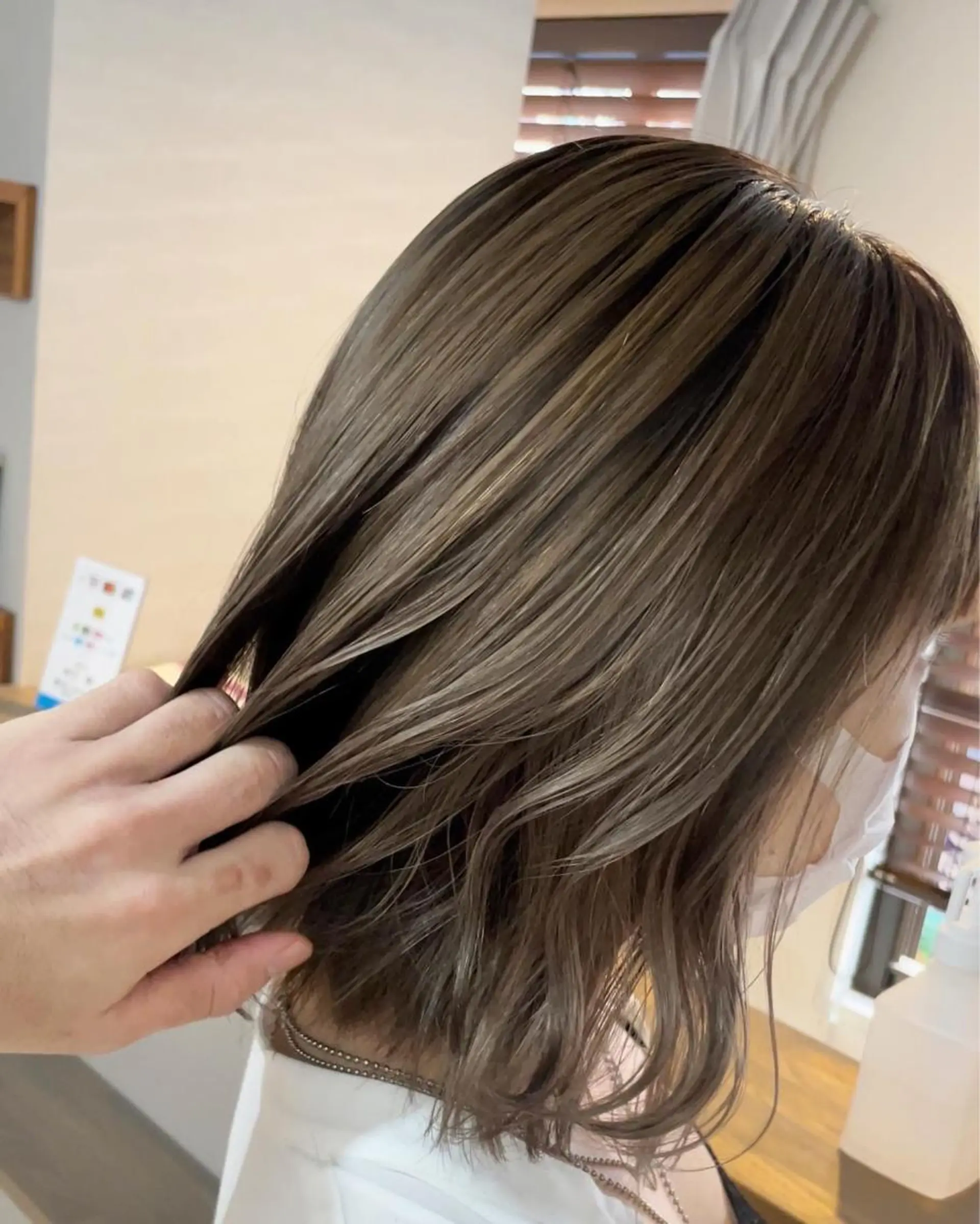 ショート カラー バレイヤージュ 外国人風カラー レイヤーカット カット ヘアカラー ギャルの革命児 秀斗のヘアスタイル