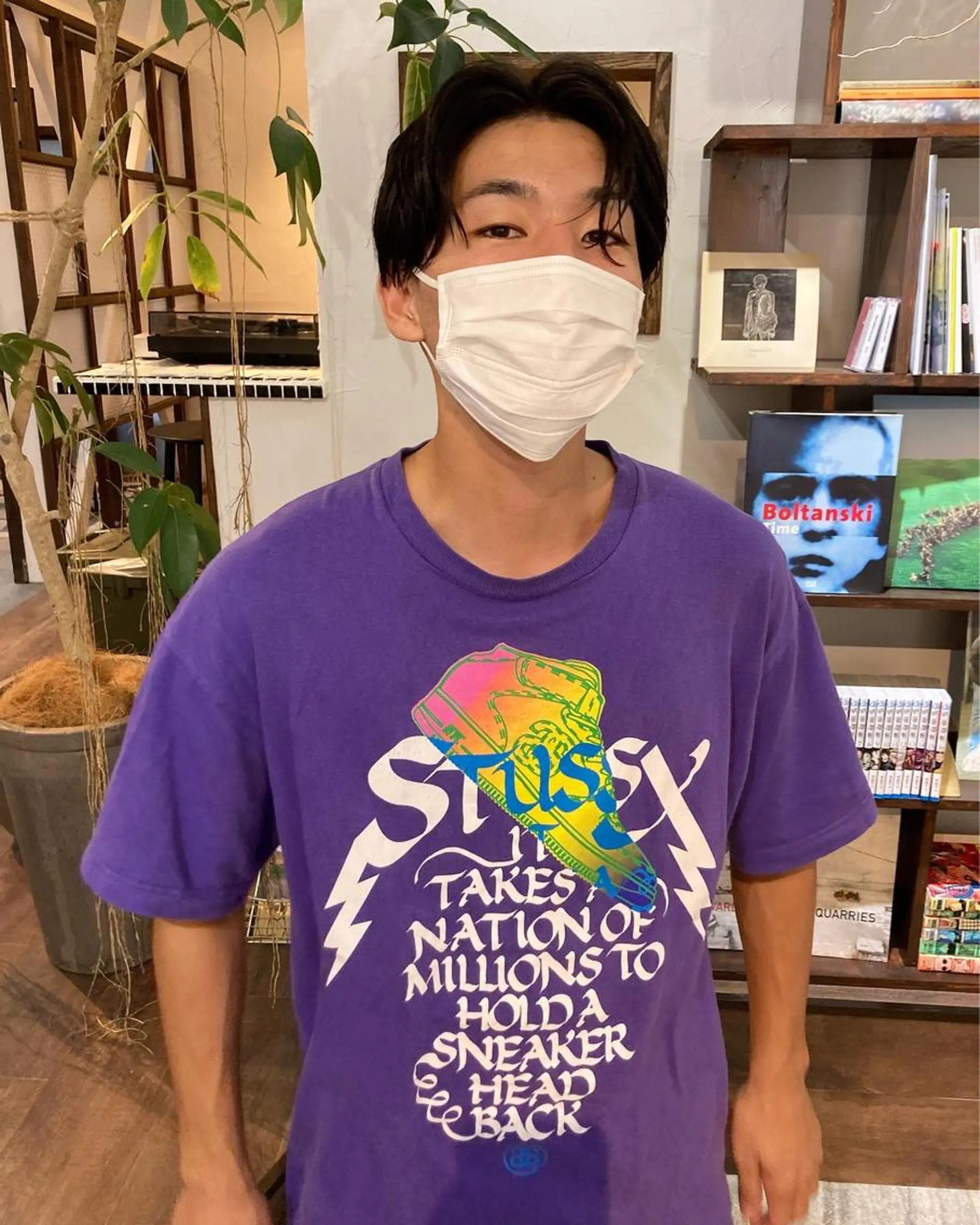 メンズ センターパート 金田 夏野のヘアスタイル