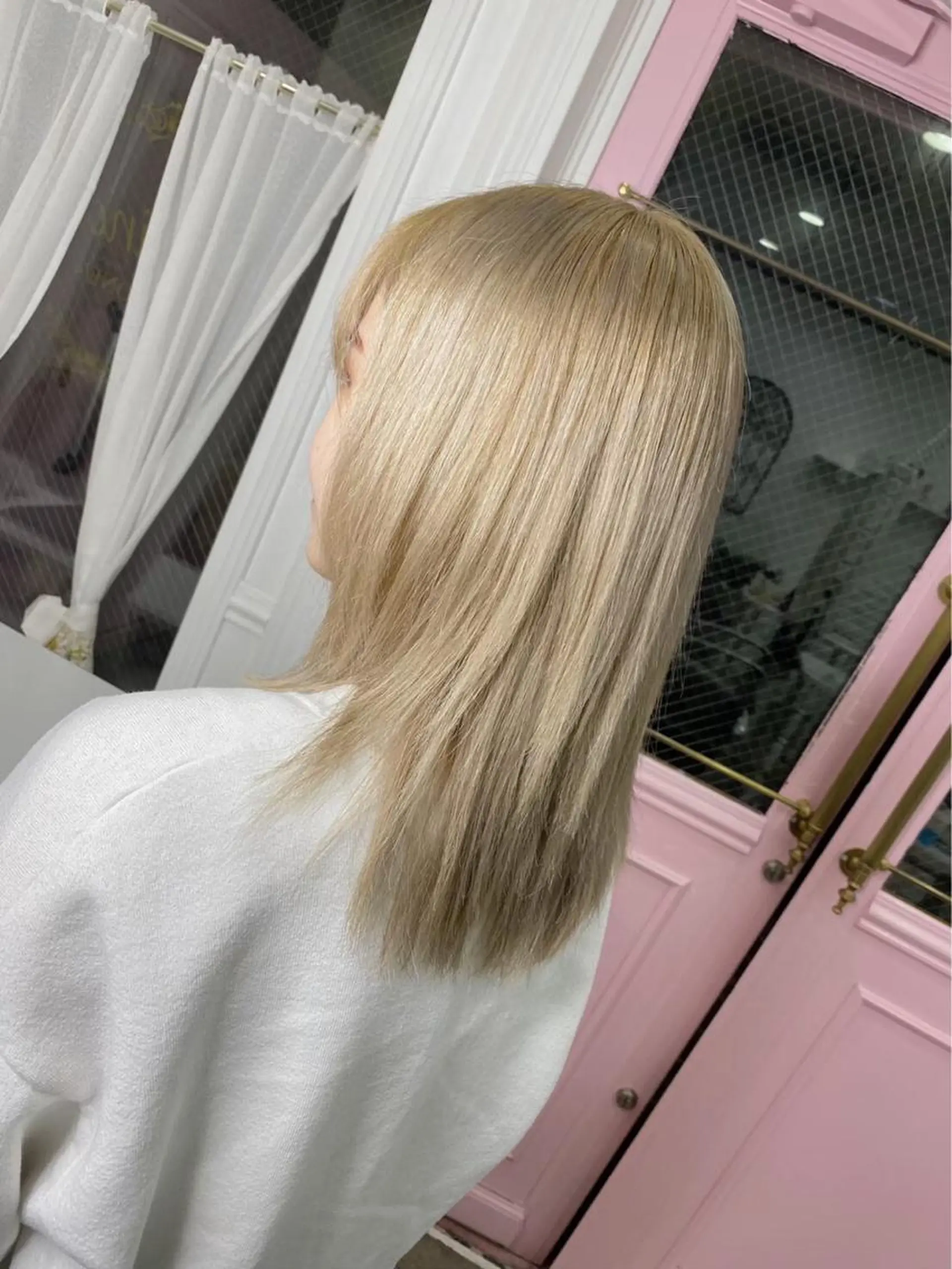 ロング カラー ハイトーン髪質改善 🎀🐰堀川智史🎀のヘアスタイル