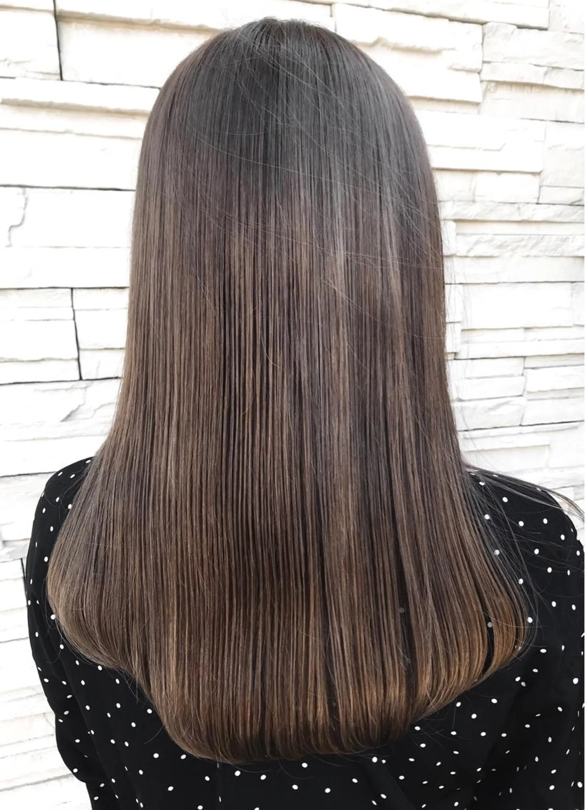 ロング カラー 透明感カラーブリーチ 🌼シゲモトアヤ🌼のヘアスタイル