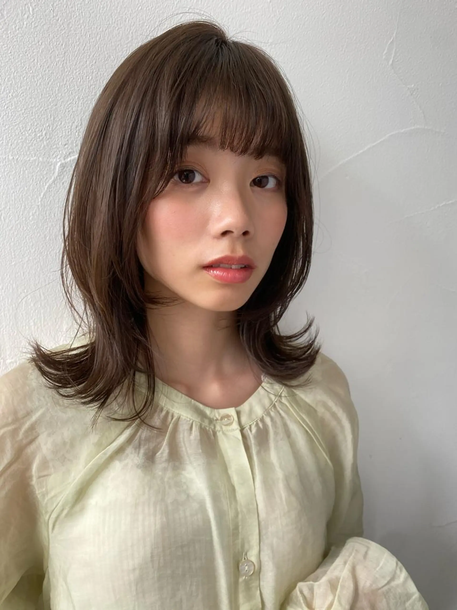 ミディアム カラー レイヤーカット ウルフカット ウルフレイヤー Ash中目黒店 榊間茜のヘアスタイル