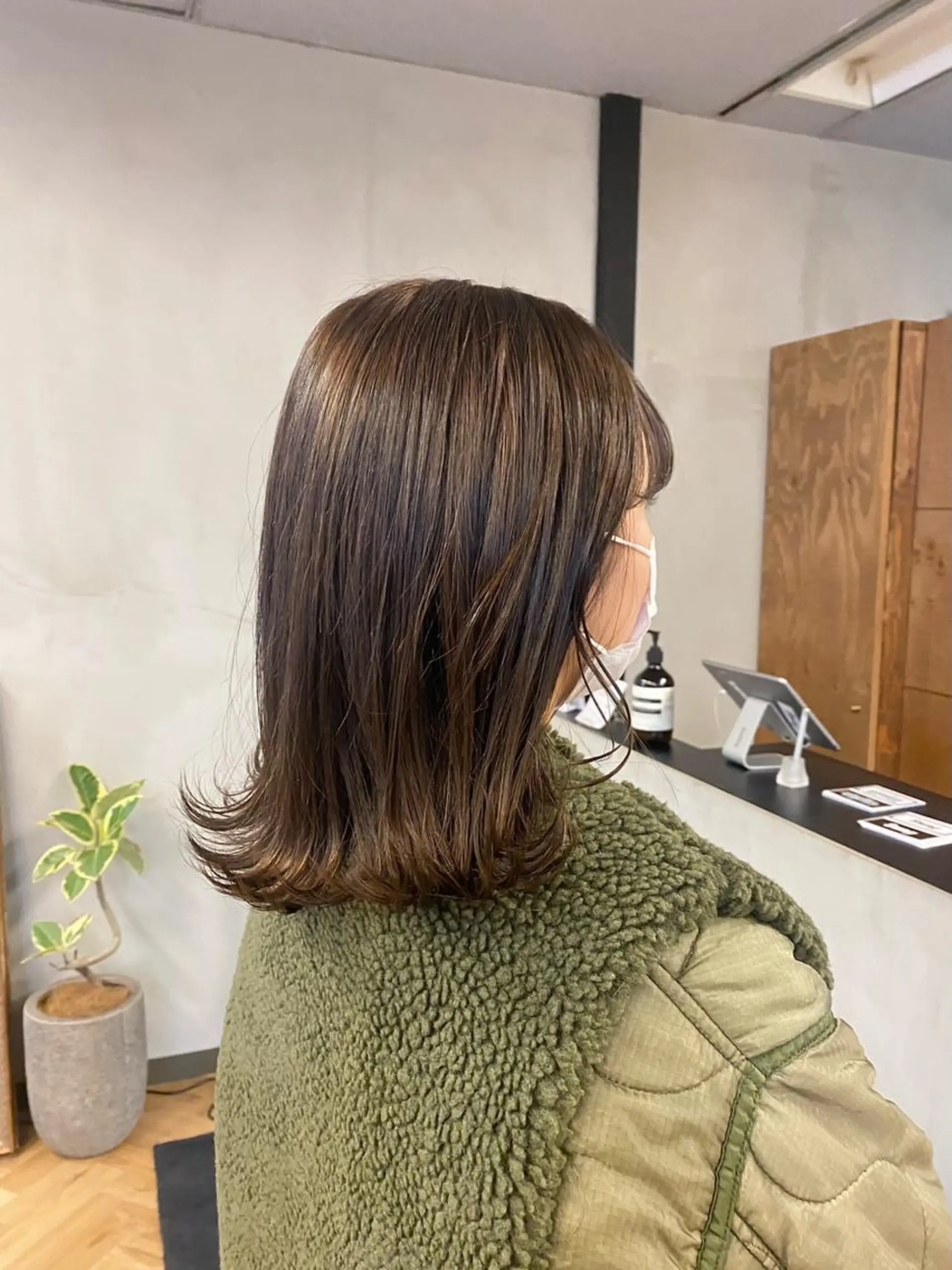 ミディアム カラー ベージュカラー オリーブベージュ カット ヘアカラー トリートメント ハル🌸柔色/ ブリーチなし/艶髪のヘアスタイル