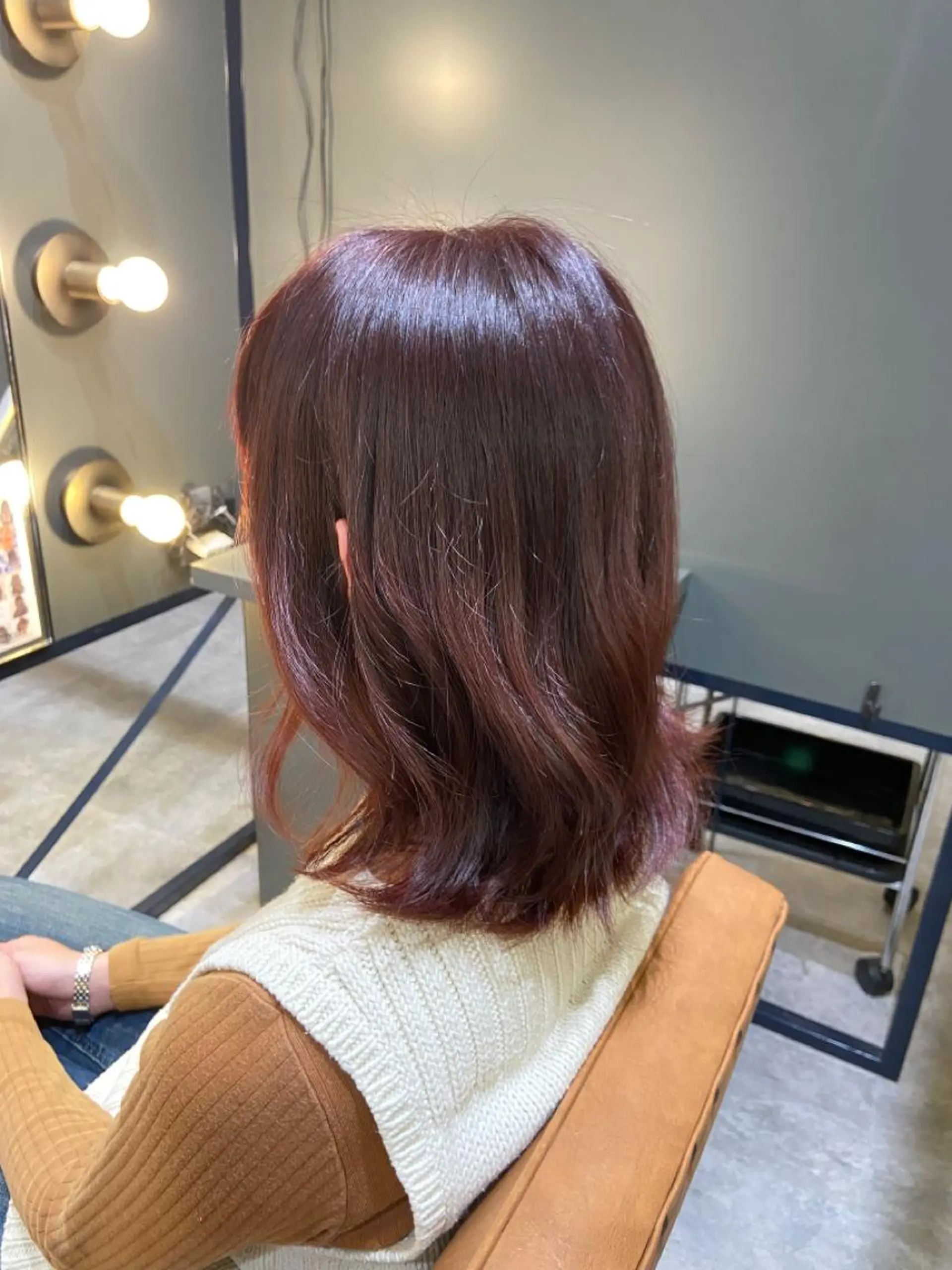 ミディアム カラー ブリーチ ブラウンカラー ブリーチなしカラー ピンクカラー ピンクブラウン ノイシキ サキのヘアスタイル