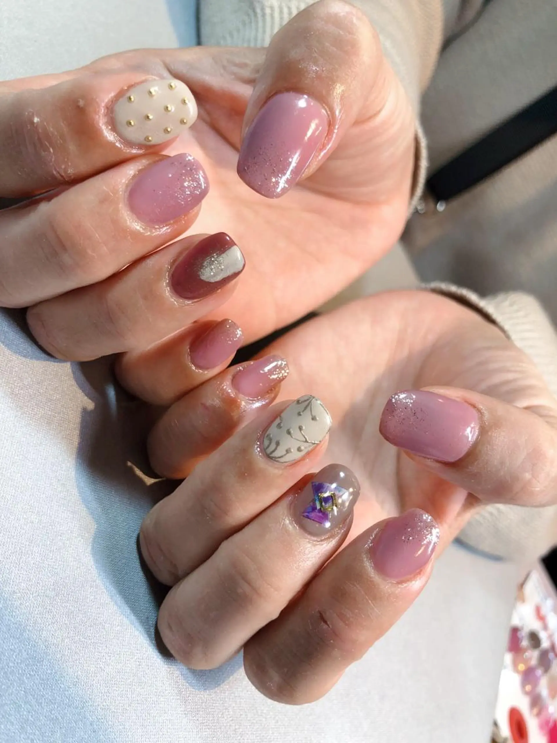 ネイル iiloo aromaworksのネイルデザイン