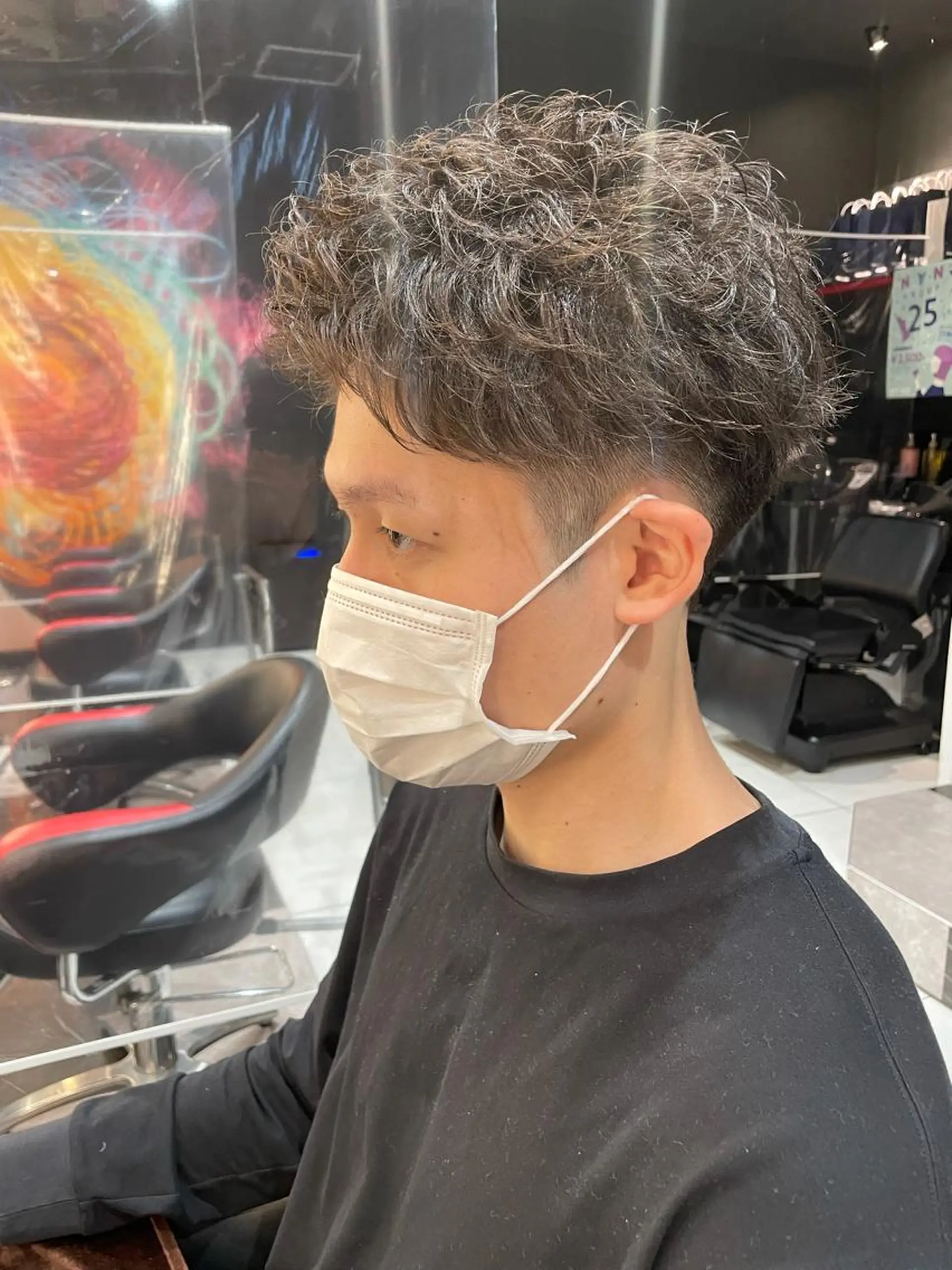 ショート メンズ メンズパーマ 刈り上げ ショートヘア メンズヘア特化 崎田 成人のヘアスタイル