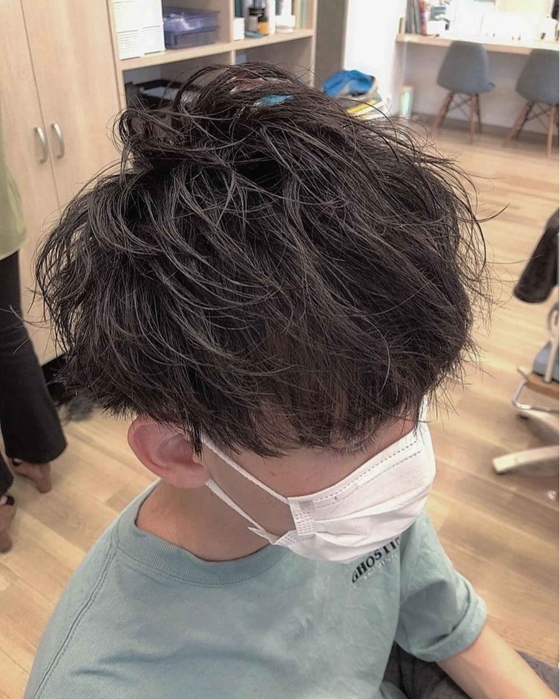 ミディアム メンズ ファミールヘア所属・メンズパーマ波巻き 🌳大森悠登🌳のヘアスタイル