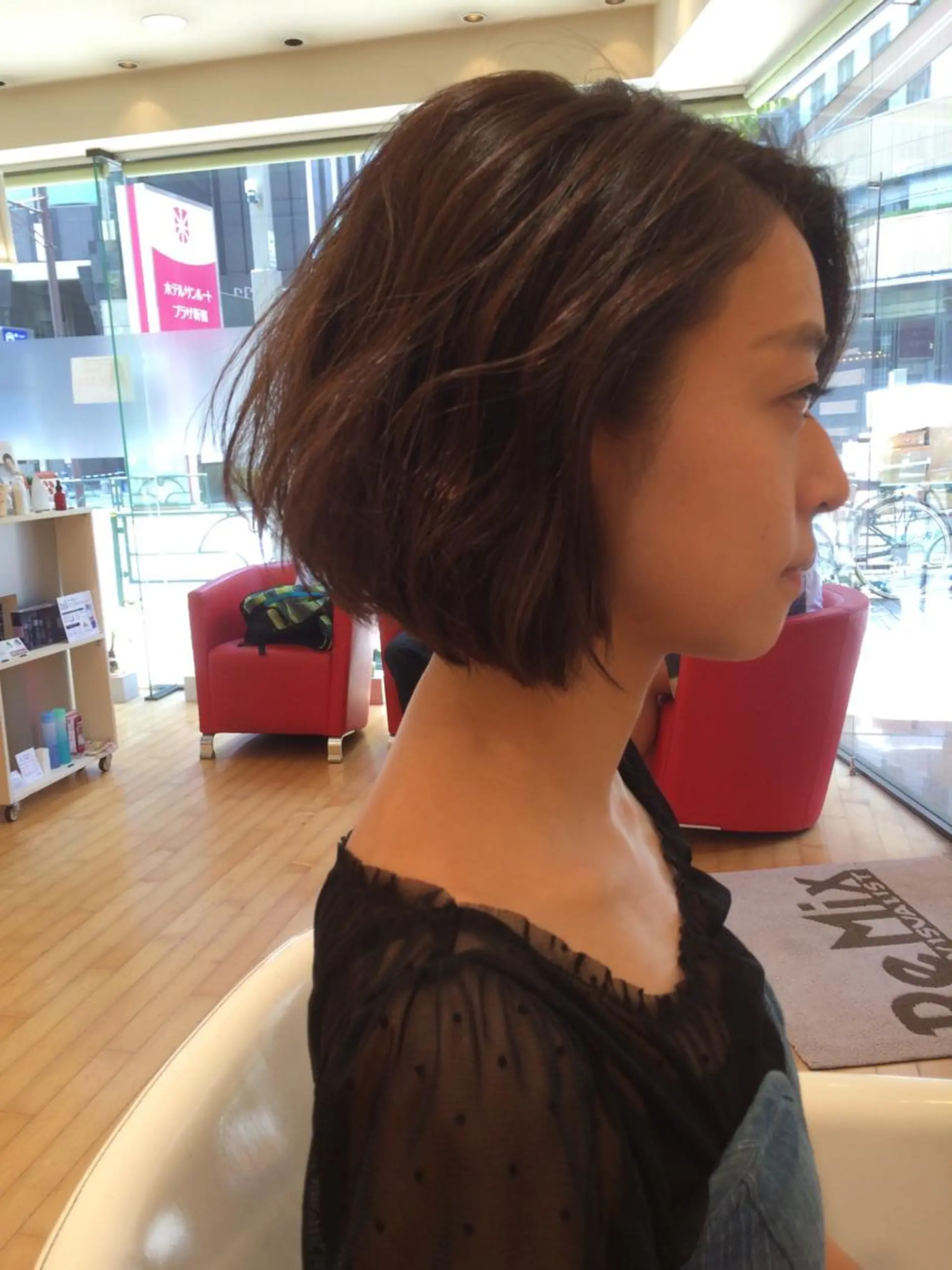ショート ボブ ReMix 新宿店所属・タジマ ヤスヒサのヘアスタイル