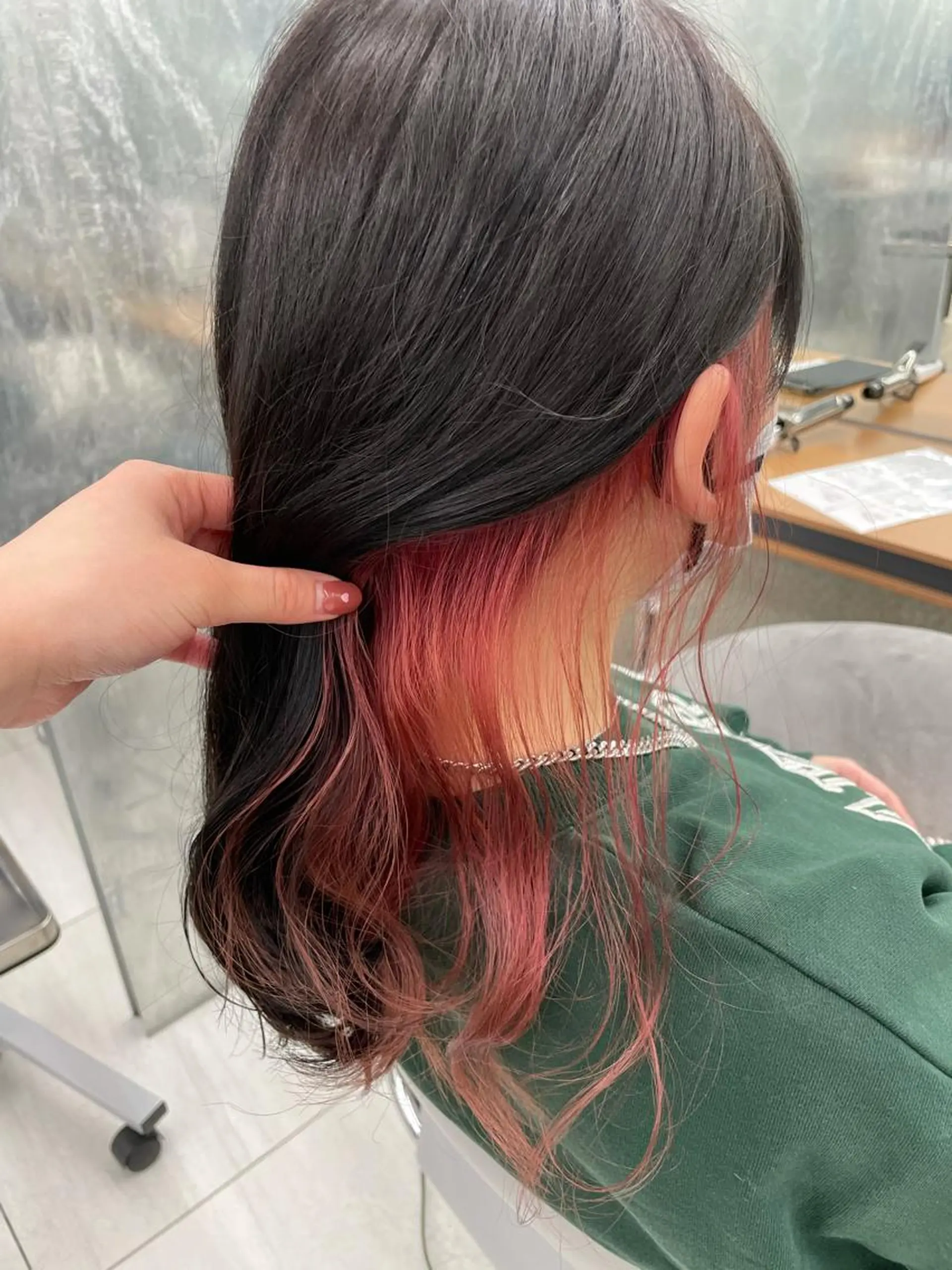 ロング 暖色🎀ゆるふわ☁️ MOERI 🍒のヘアスタイル