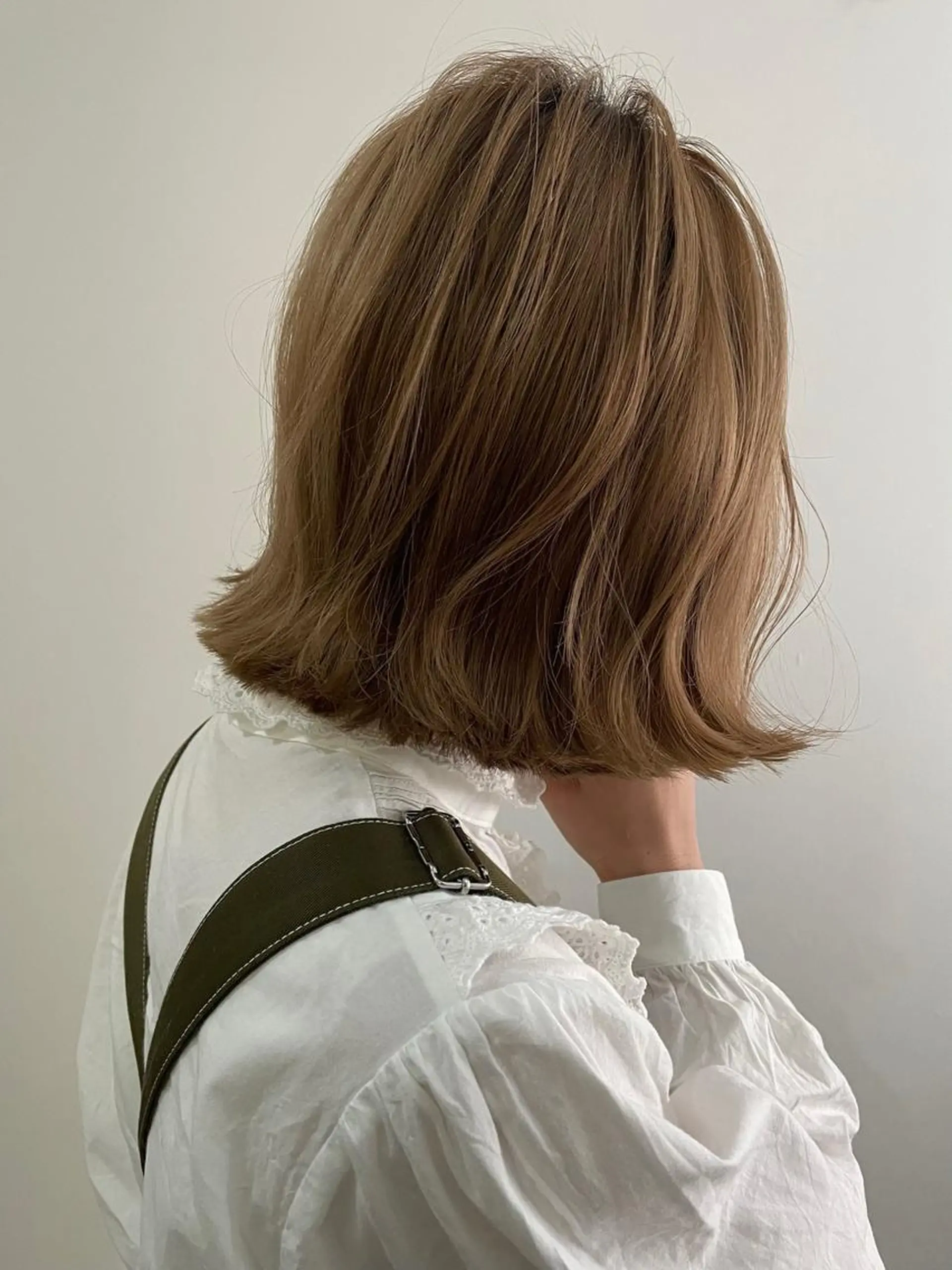 ミディアム カラー ヘアアレンジ 近藤千翔🩵 髪質改善Periodのエステ・リラクイメージ