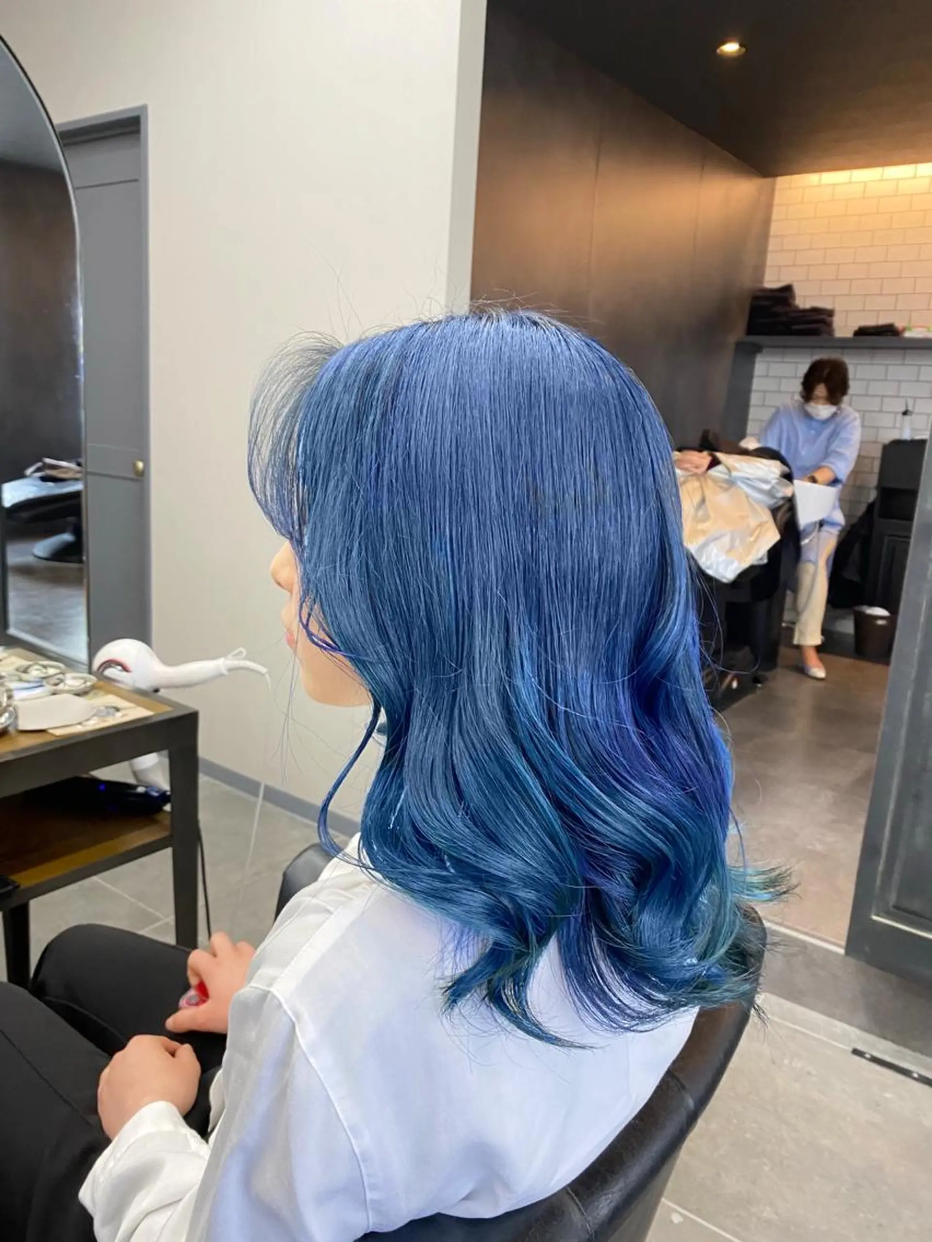 ロング maco 艶感ハイトーン🦋のヘアスタイル