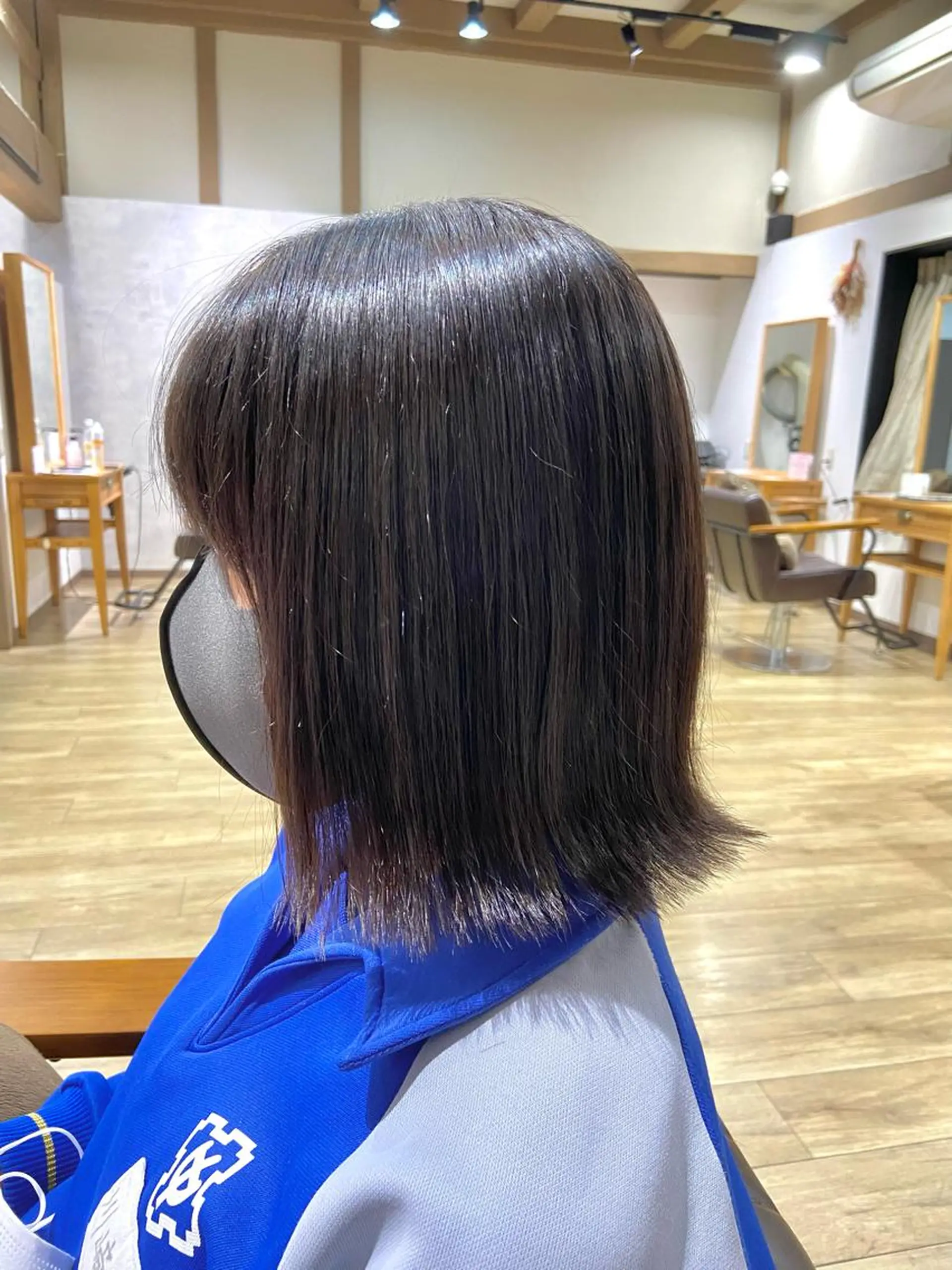 ミディアム ボブ 外ハネヘア lico hair&relaxation所属・lico 栁 詩音のマツエク・マツパデザイン