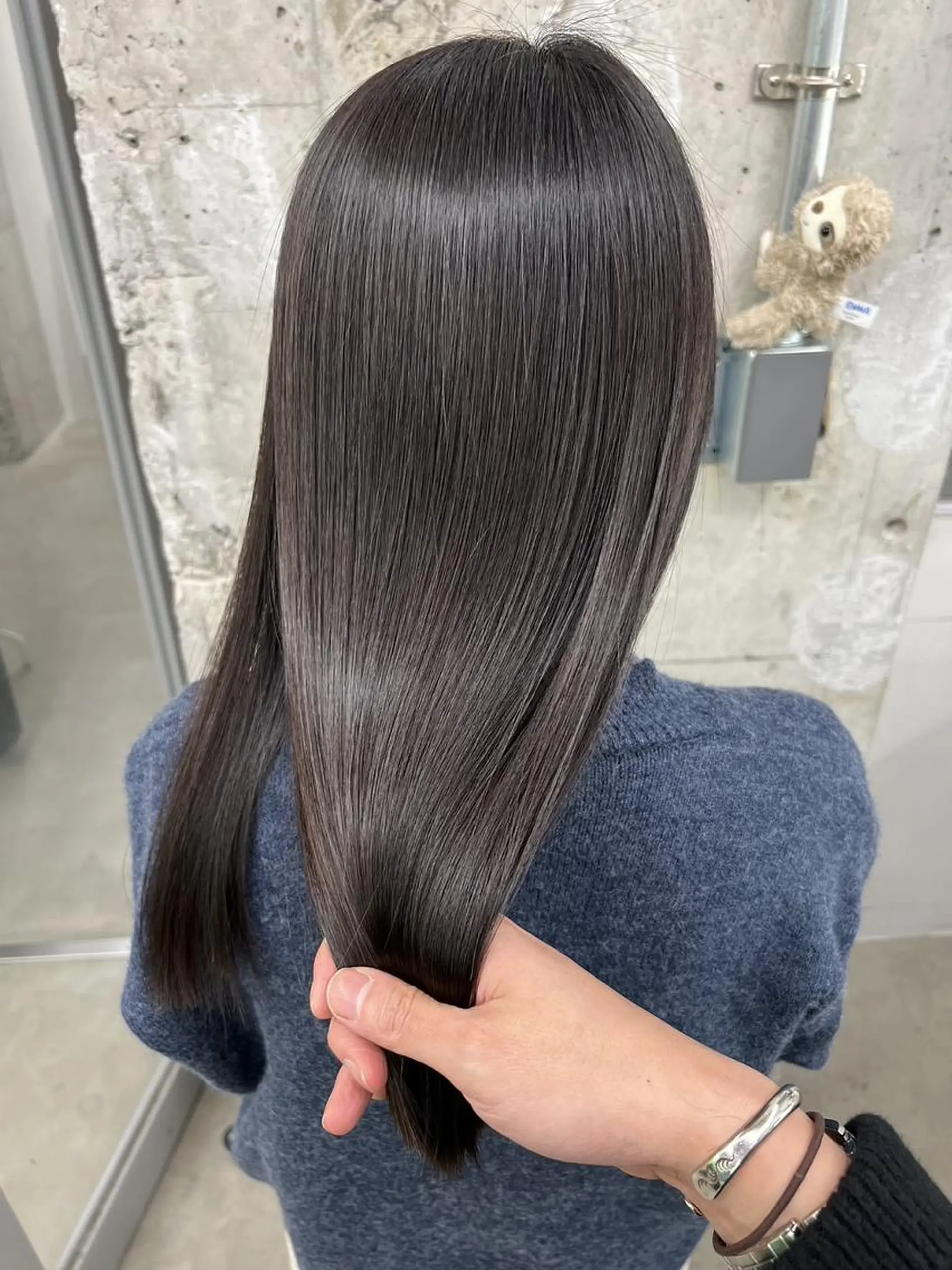 セミロング ヘアアレンジ パーマ カラー アディクシーカラー ベージュカラー ブリーチ ケアカラー 透明感カラー ヘアケア特化型サロン newi 梅田のヘアスタイル