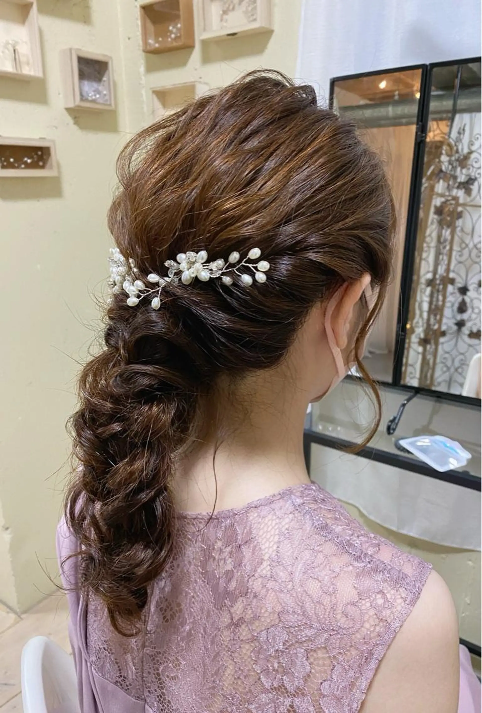 セミロング ヘアアレンジ ヘアセット fots. 愛美のエステ・リラクイメージ