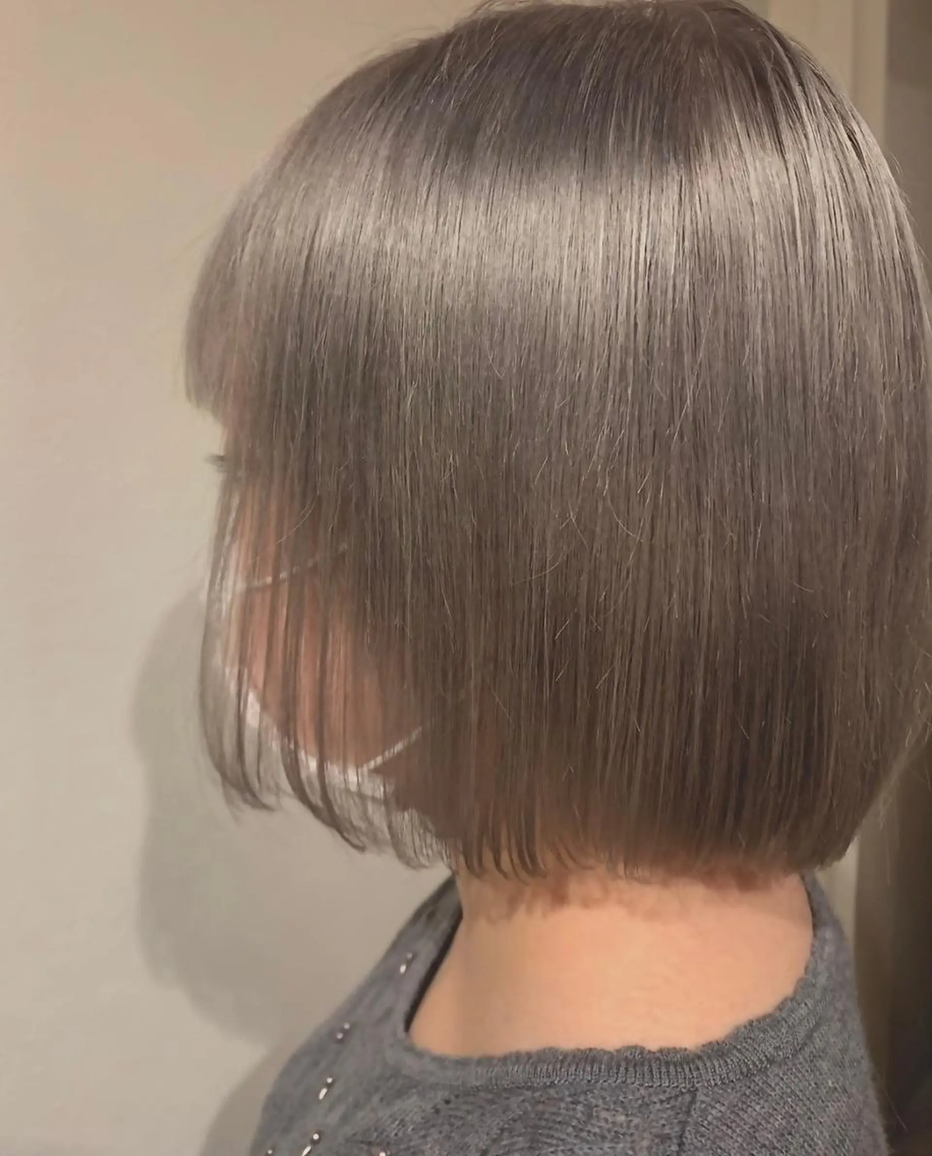 ショート カラー アディクシーカラー アッシュ バレイヤージュ ミストバング ブリーチ N° aria 三軒茶屋のヘアスタイル