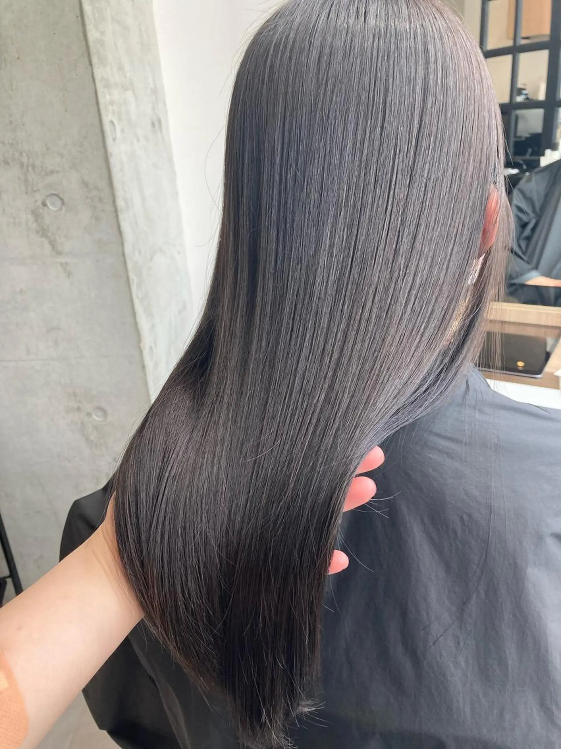 セミロング ヘアカラー トリートメント ✨色持ちの良い艶 カラー✨蟹江真世のヘアスタイル