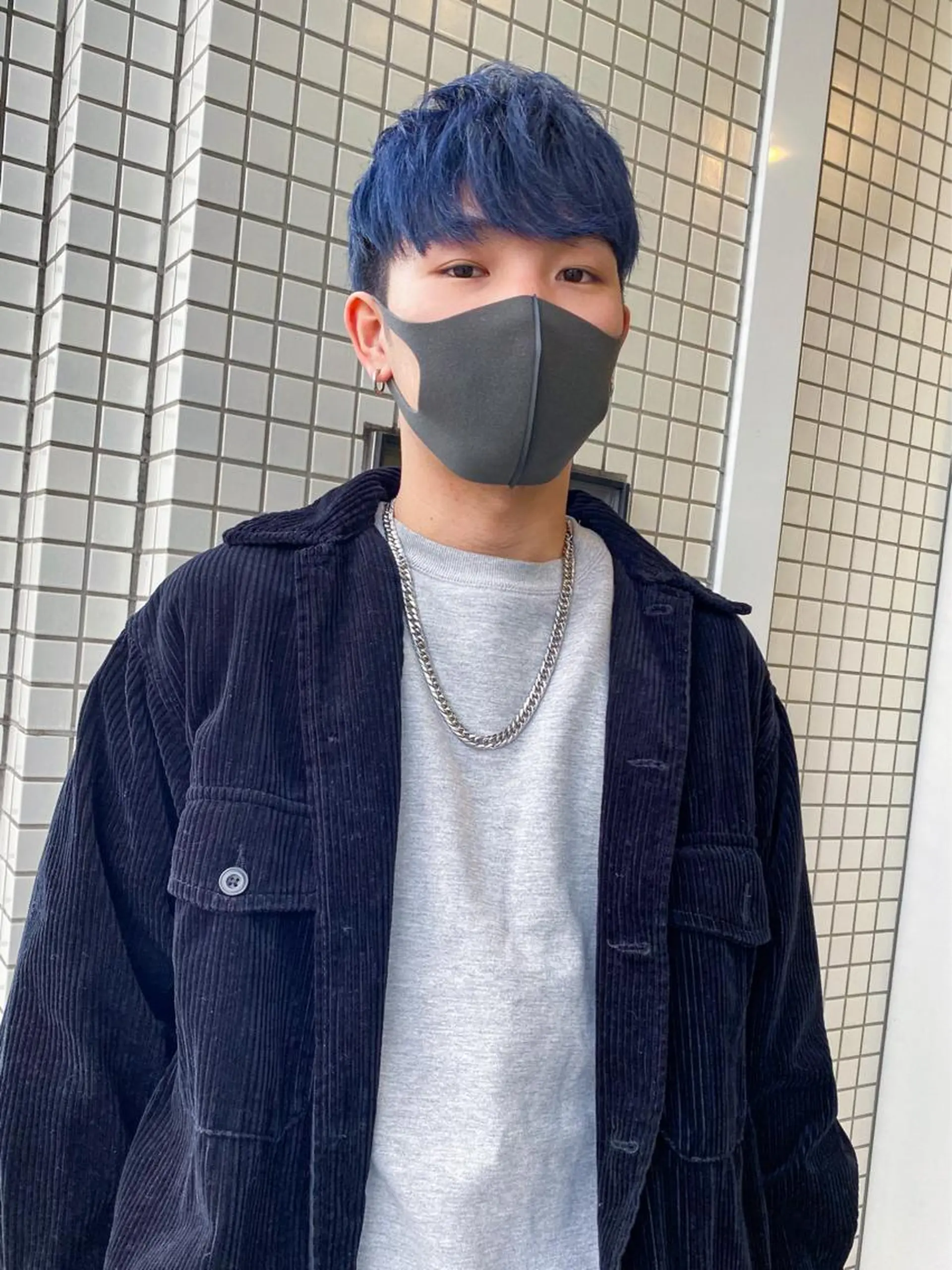 ショート カラー メンズ メンズブリーチ ブリーチ ブルーカラー ネイビーカラー カット ヘアカラー 栄/矢場町 三井太朗のヘアスタイル