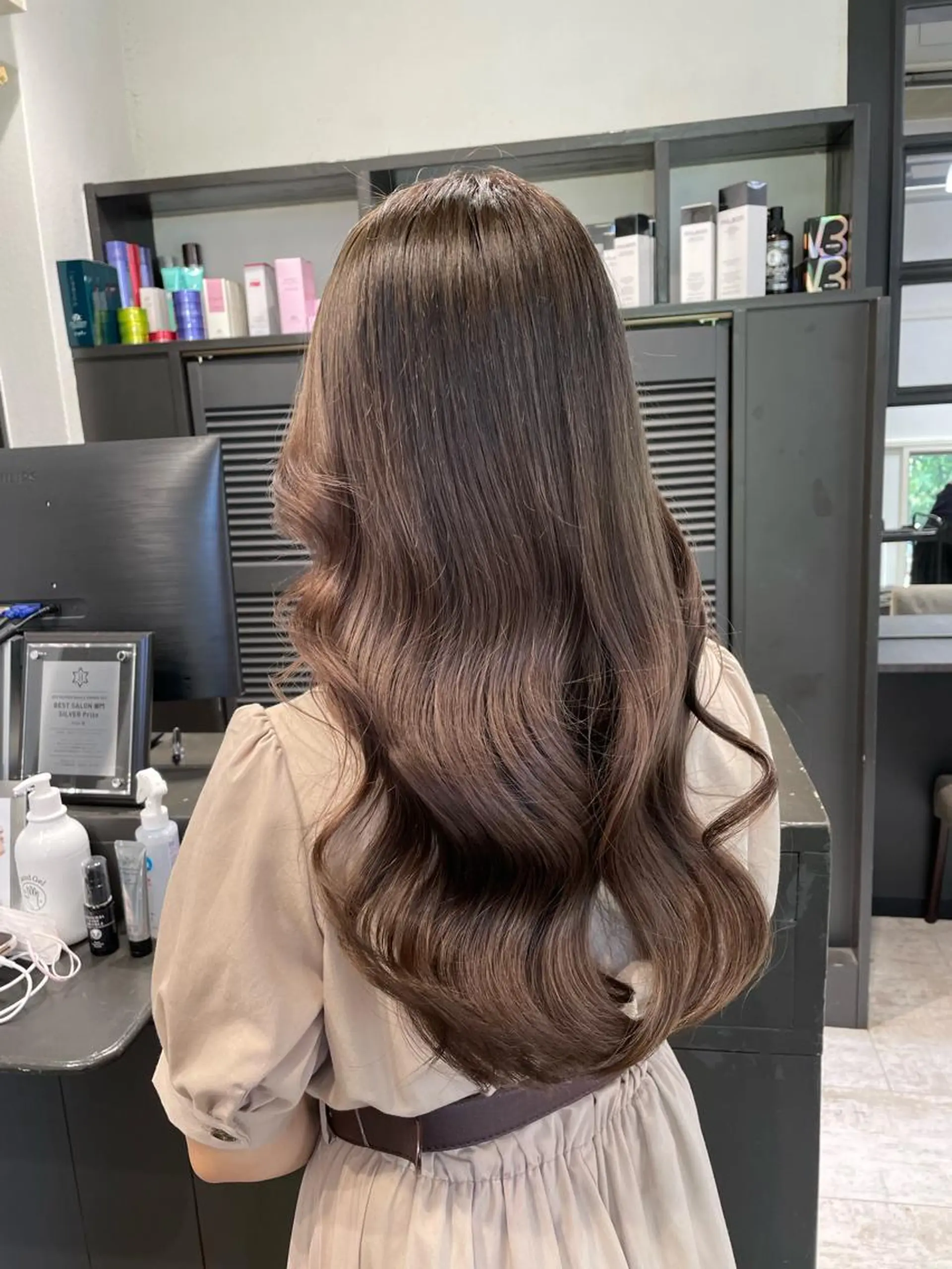 ロング uyu 【ウユ】のヘアスタイル