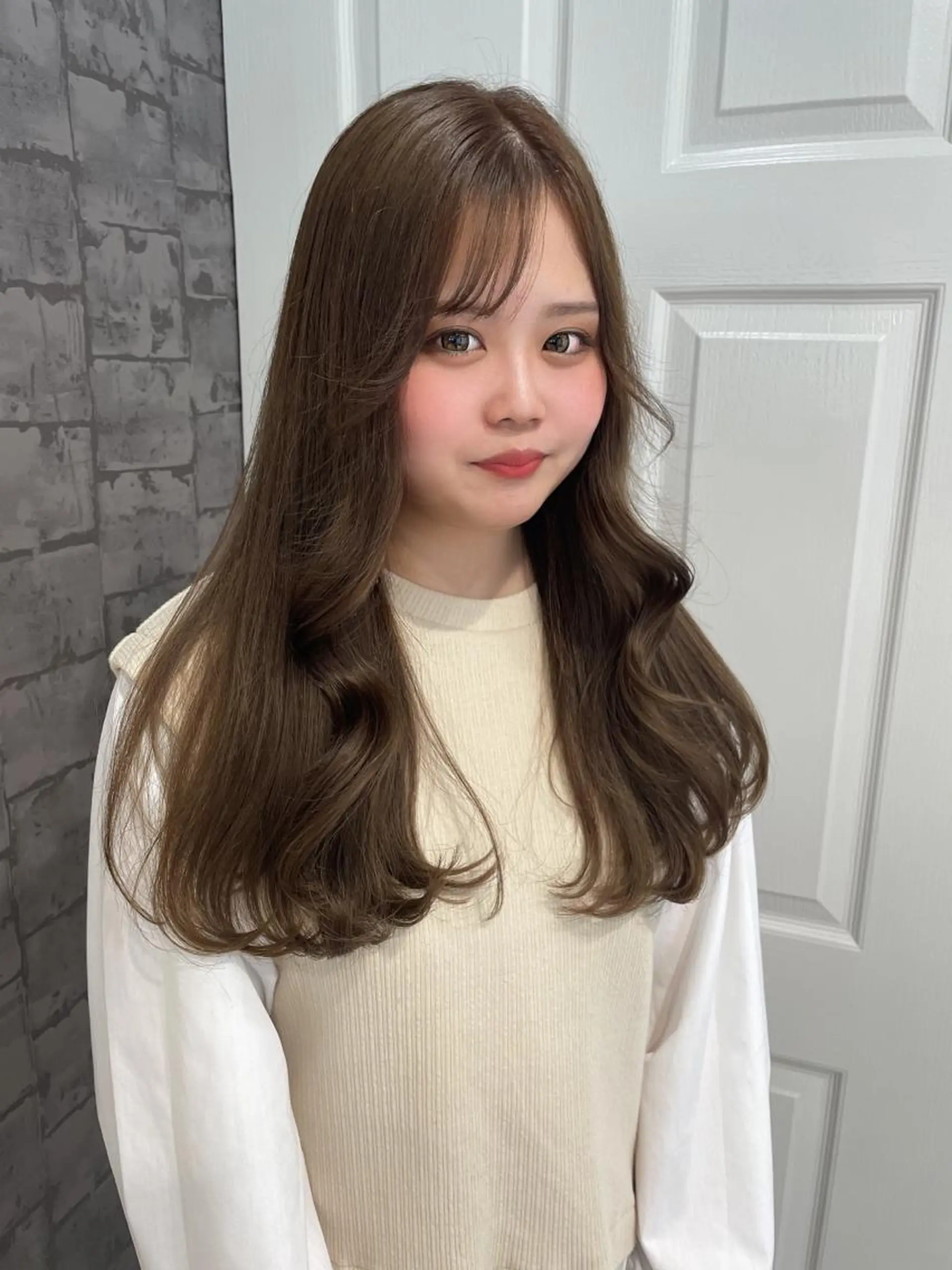 ロング カラー rina／ベージュ ワンホン/韓国ヘアのヘアスタイル