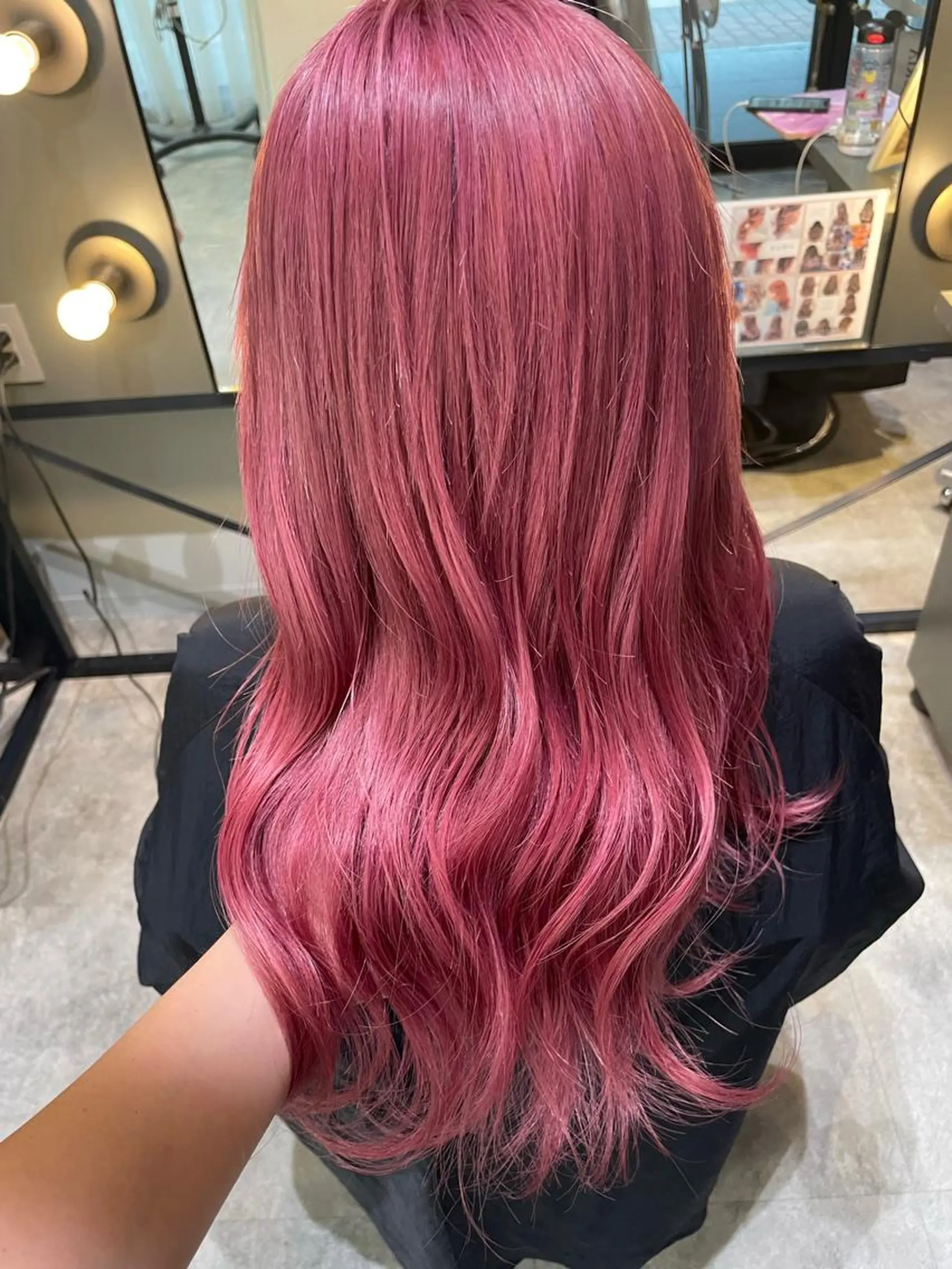 ロング 横山 菜摘のヘアスタイル