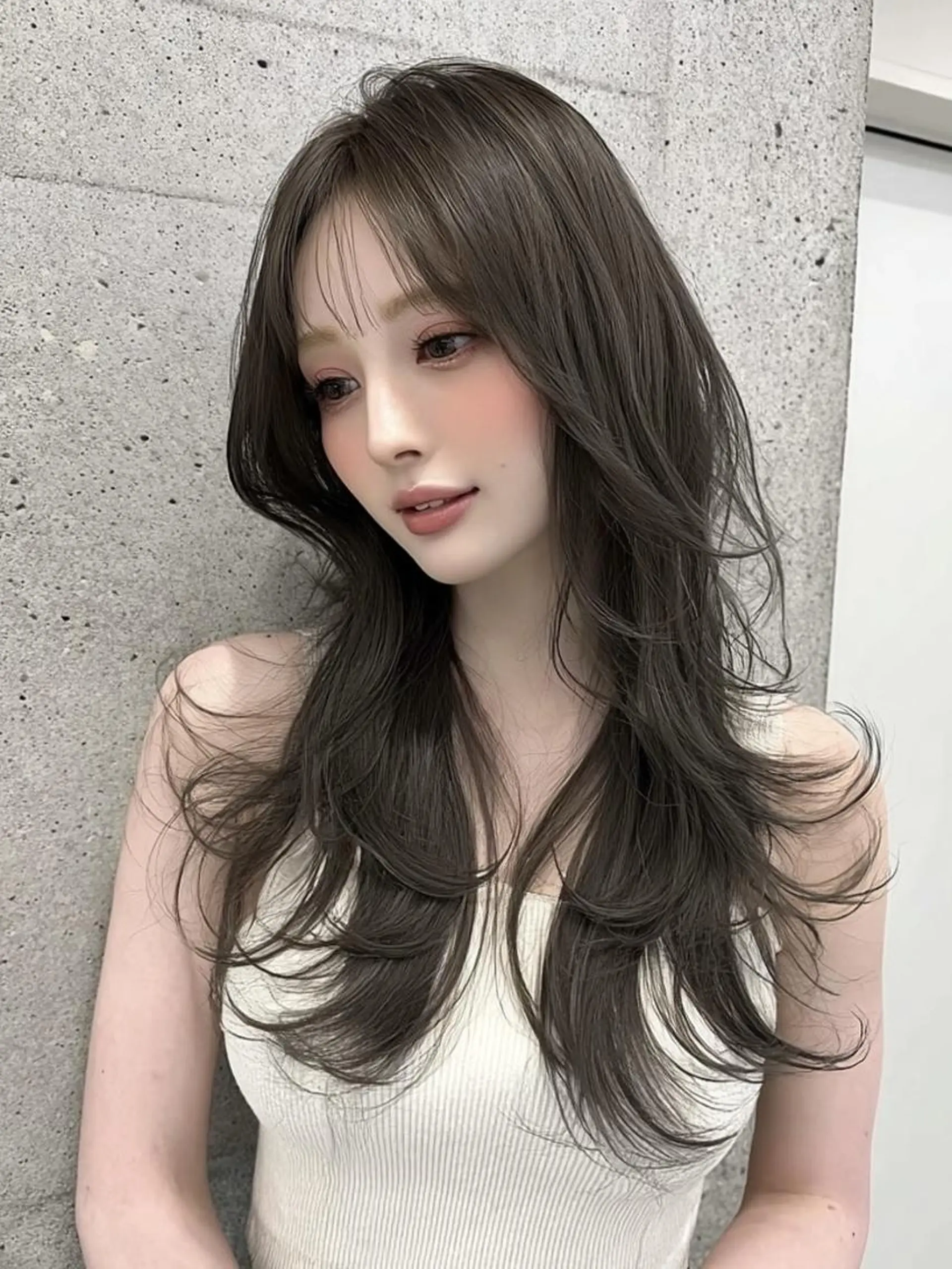 カラー ロング 透明感カラー 韓国風ヘア レイヤーカット 小顔カット カット ヘアカラー トリートメント 🖤🤍石川 アイリ🤍🖤のヘアスタイル