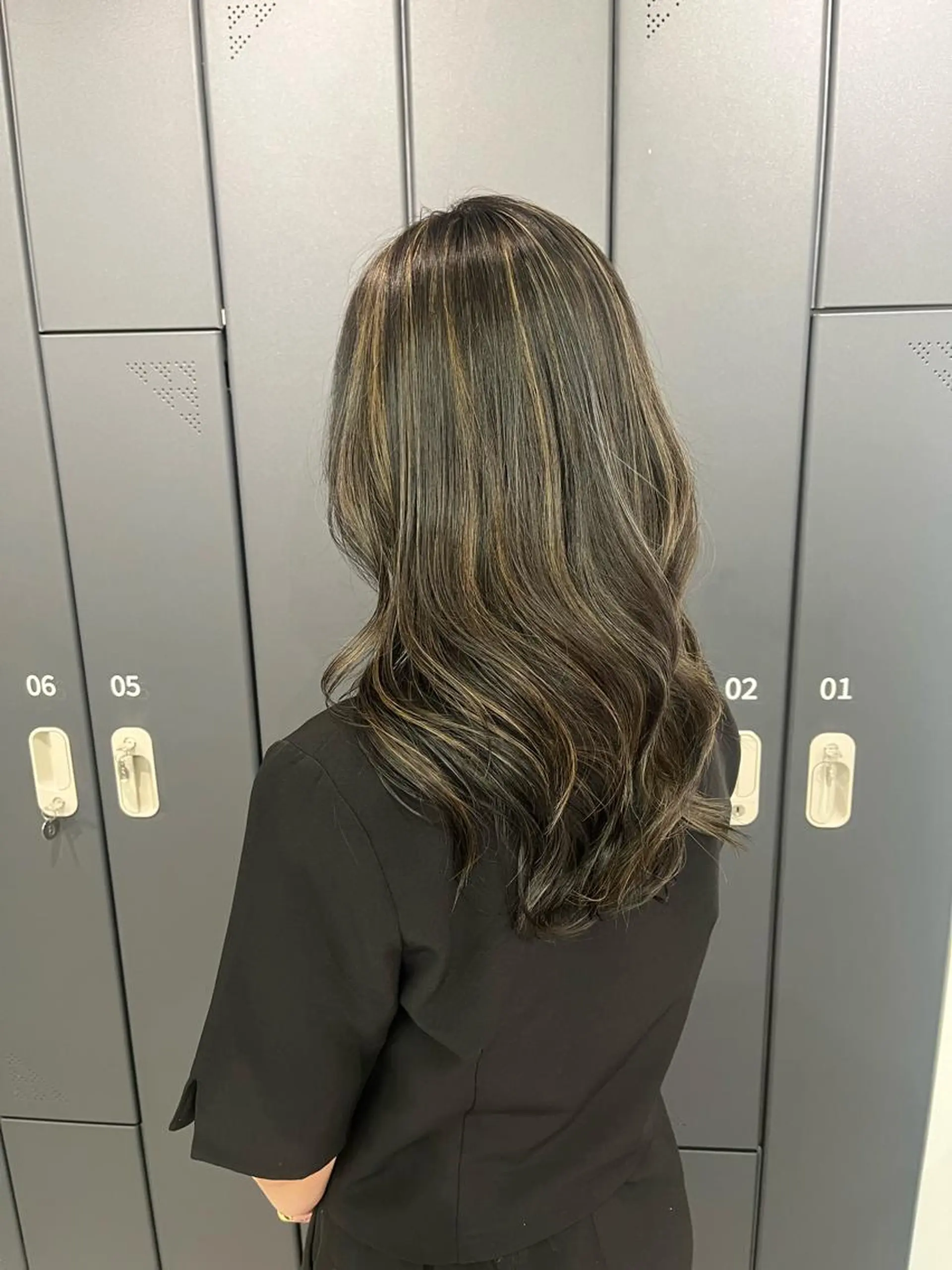 セミロング カラー ベージュカラー ハイライトカラー ハイライト ハイライト/ショート /ボブ/RYOHEIのヘアスタイル