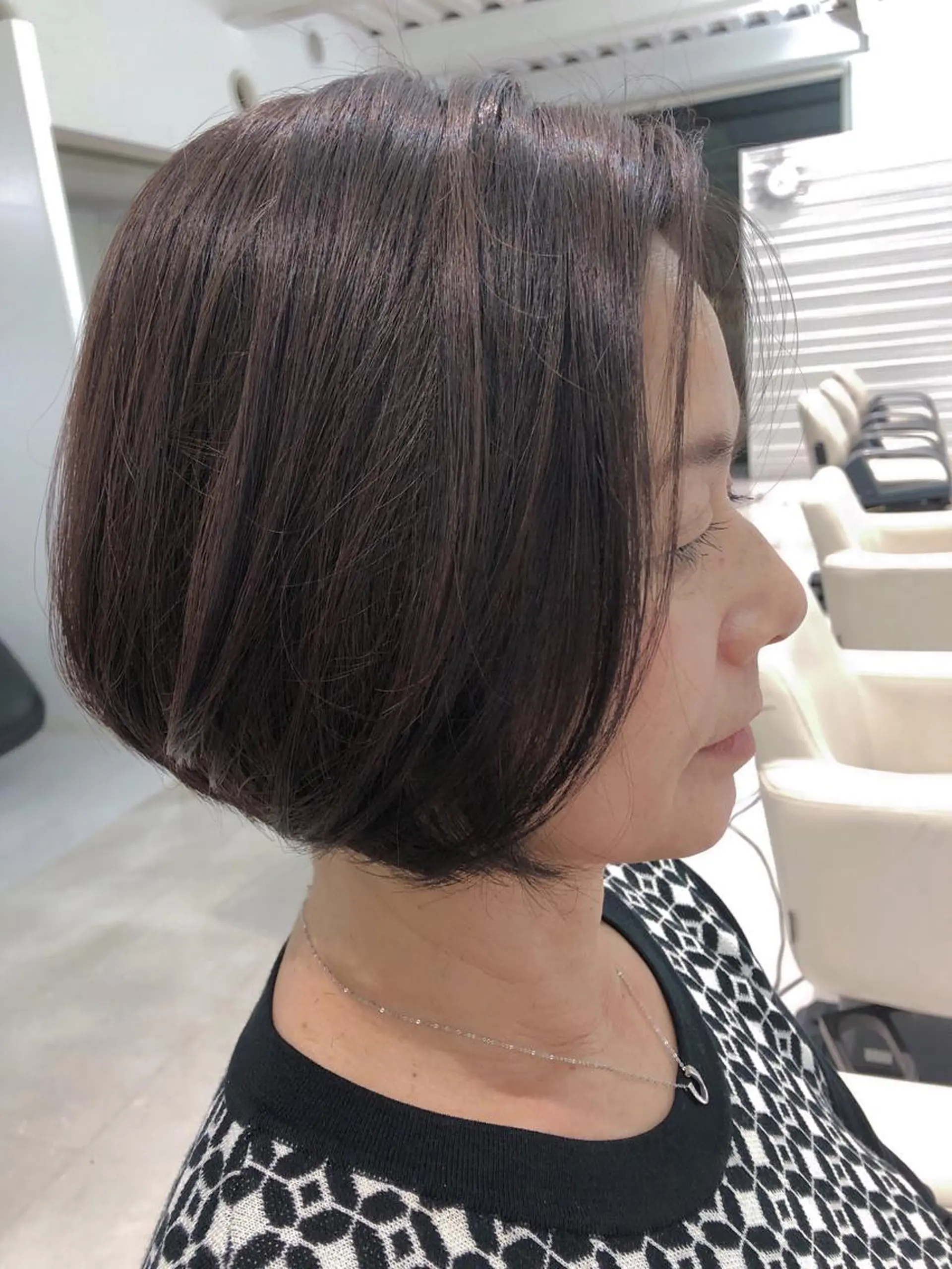 ショート ショートボブ ボブ ミセス ショートヘア カット ヘアカラー 本山　くせ毛のカット 尾島光季のヘアスタイル