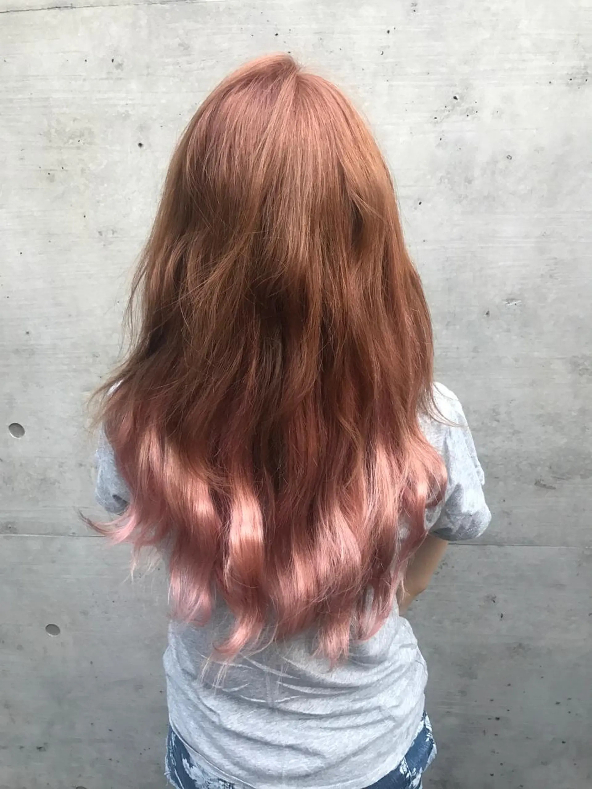 ロング カラー ベージュカラー ブリーチ ピンクカラー ピンクベージュ エクステ ていねい技術No.1 🌈諏訪 健太のヘアスタイル