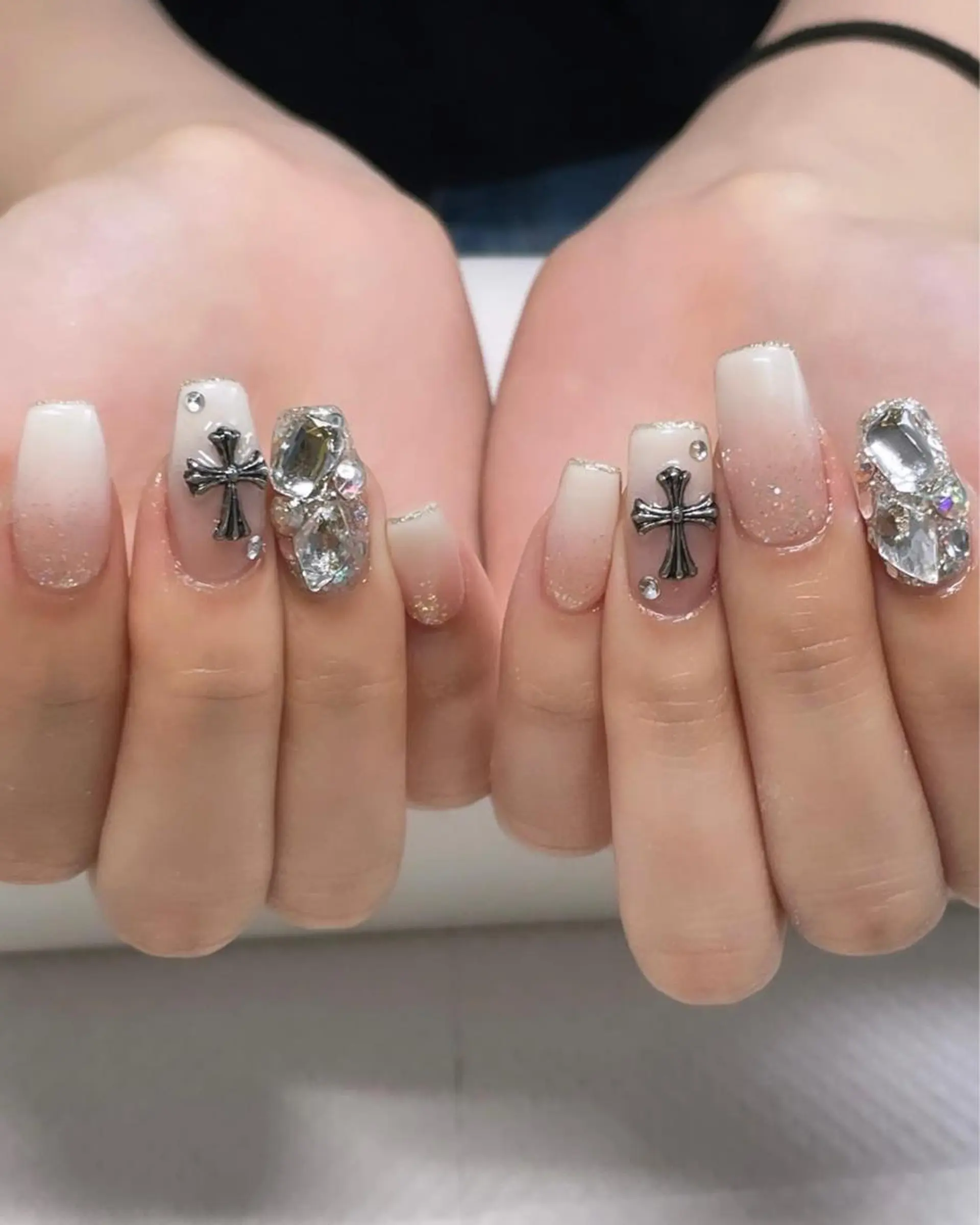 ネイル MH_ Nailのネイルデザイン