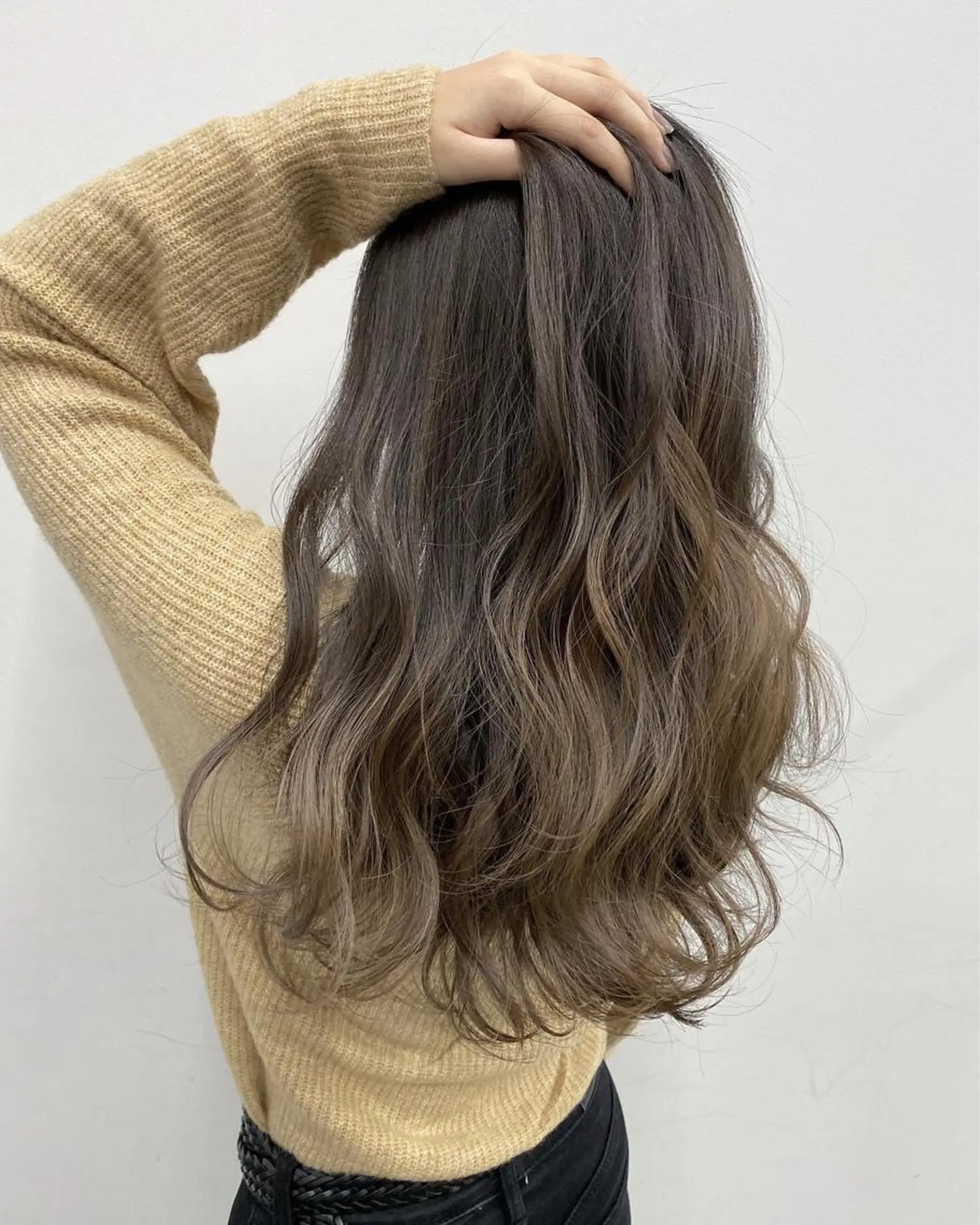 ロング カラー ヘアアレンジ 【公式】amble luxe池袋東口🩷のヘアスタイル