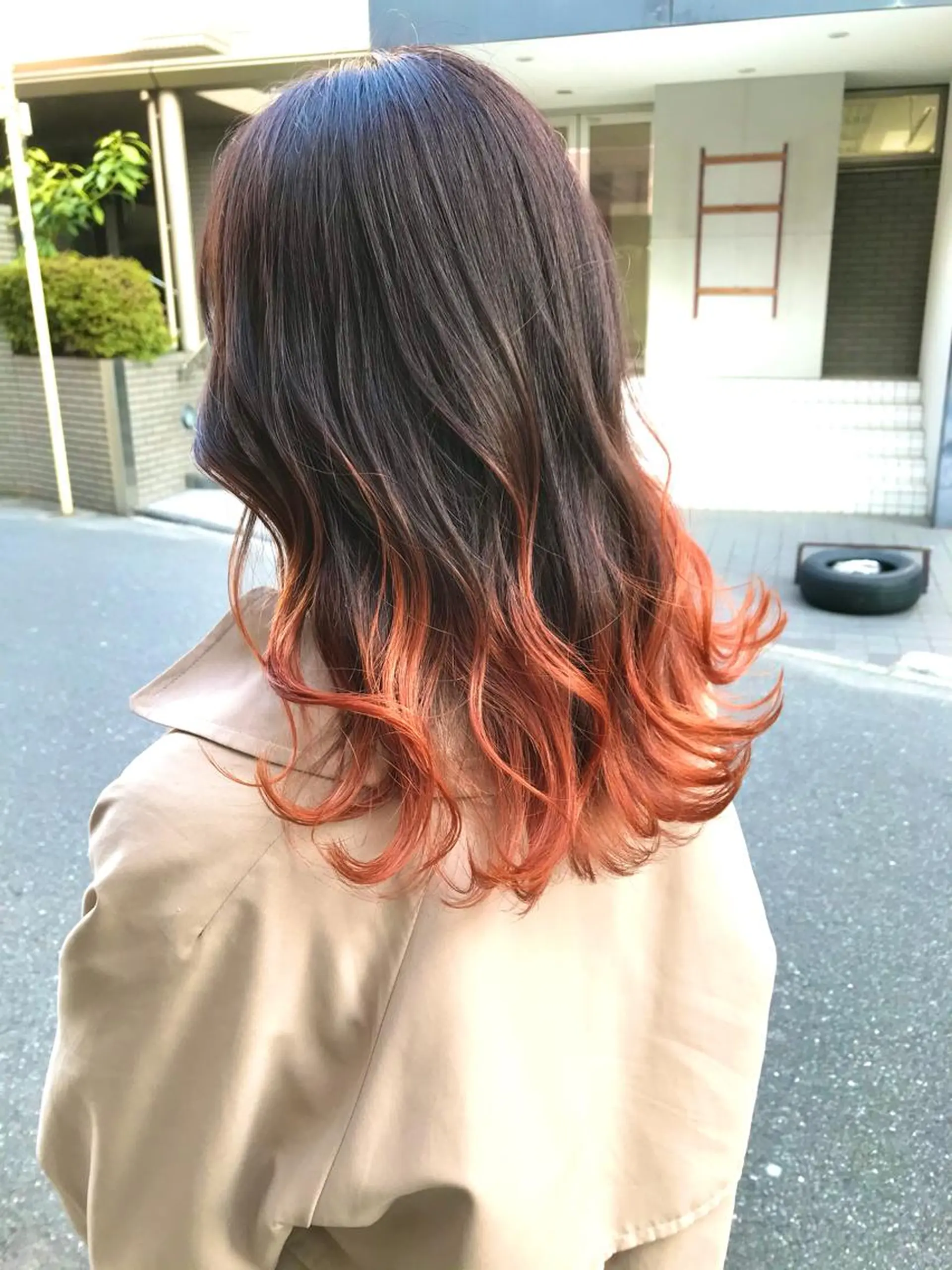 セミロング カラー ヘアカラー 横山 奈央のヘアスタイル