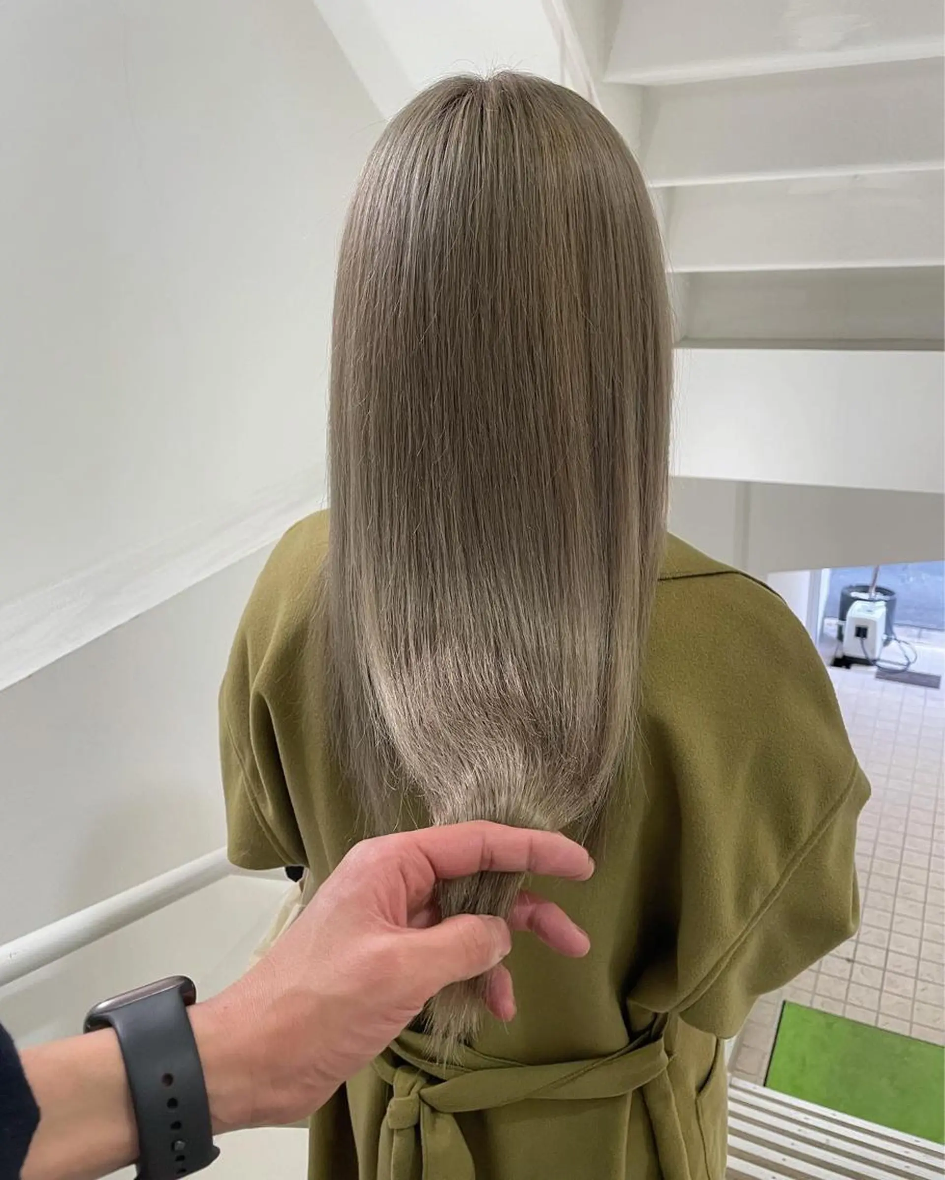 ロング カラー ヘアカラー Tao所属・藤川 大智のヘアスタイル