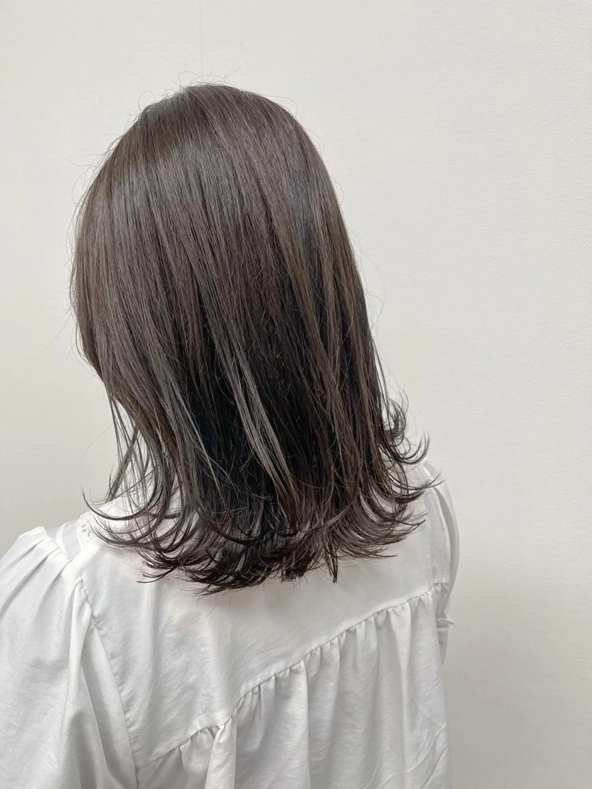 ミディアム カット ヘアカラー 縮毛矯正 トリートメント シンタニナオト /梅田茶屋町のヘアスタイル