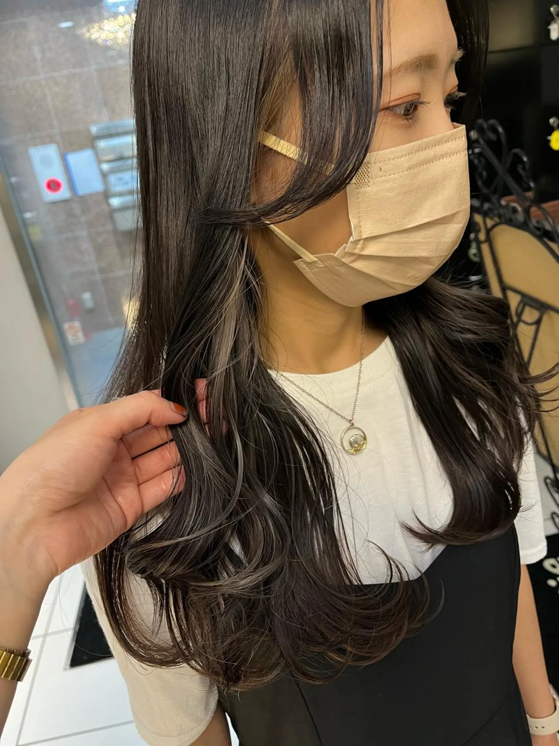 セミロング カラー ヘアアレンジ channel所属・Natsumi ❤︎のヘアスタイル