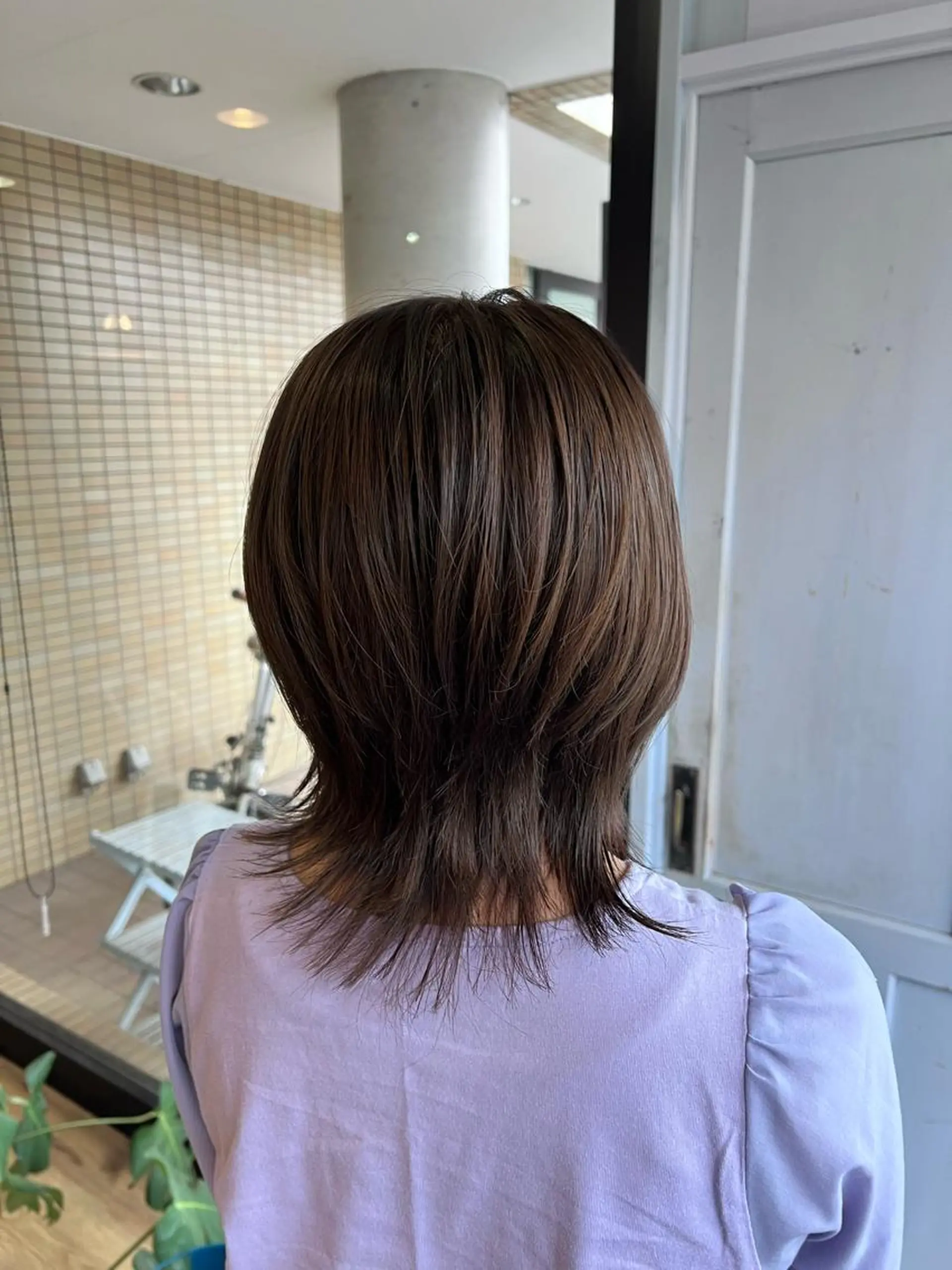 ミディアム カラー アッシュ ヘアカラー トリートメント ツキダテ ユイのヘアスタイル