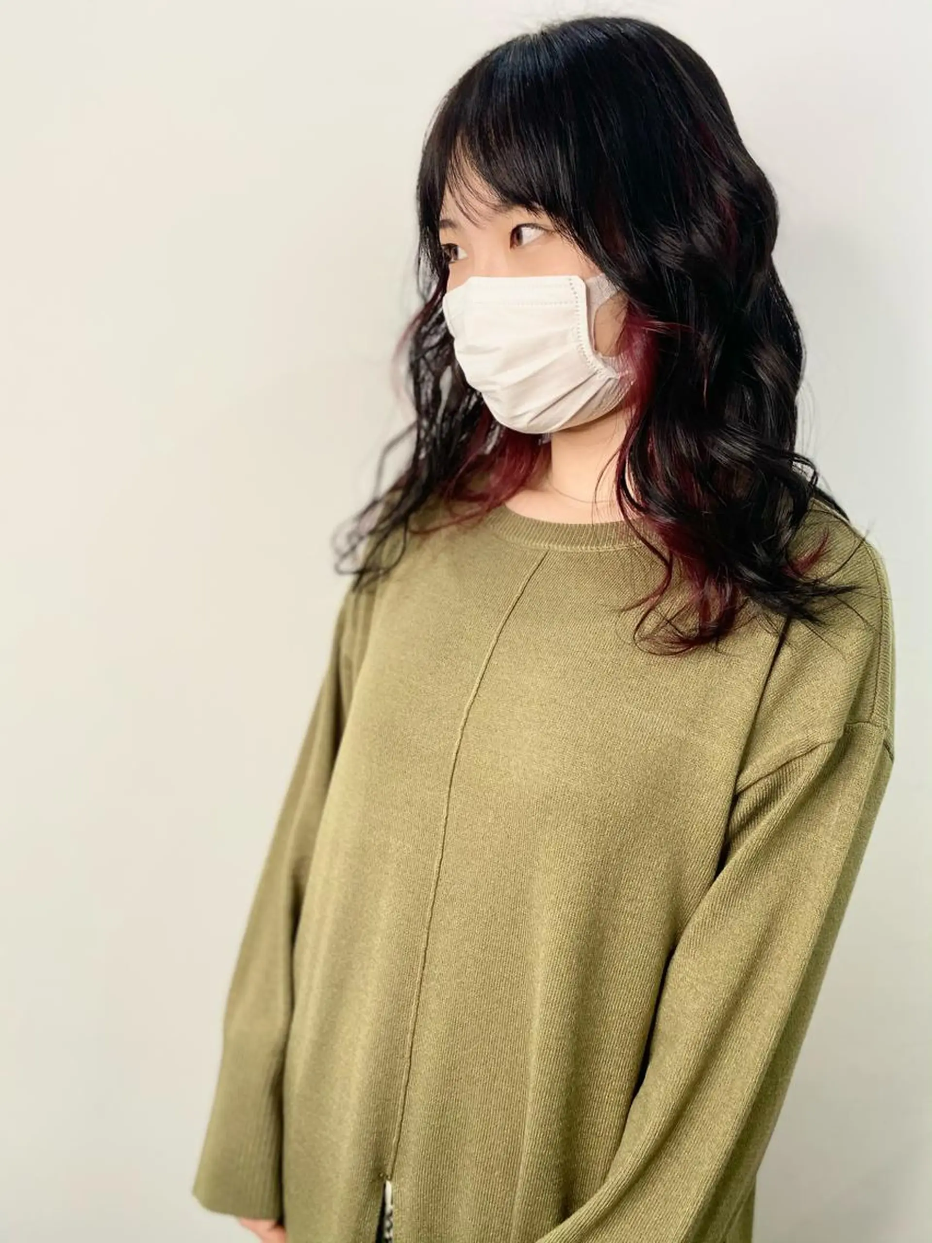 セミロング カラー ブリーチ インナーカラー レッドカラー opus 店長大和 レイヤー/赤み消しのヘアスタイル