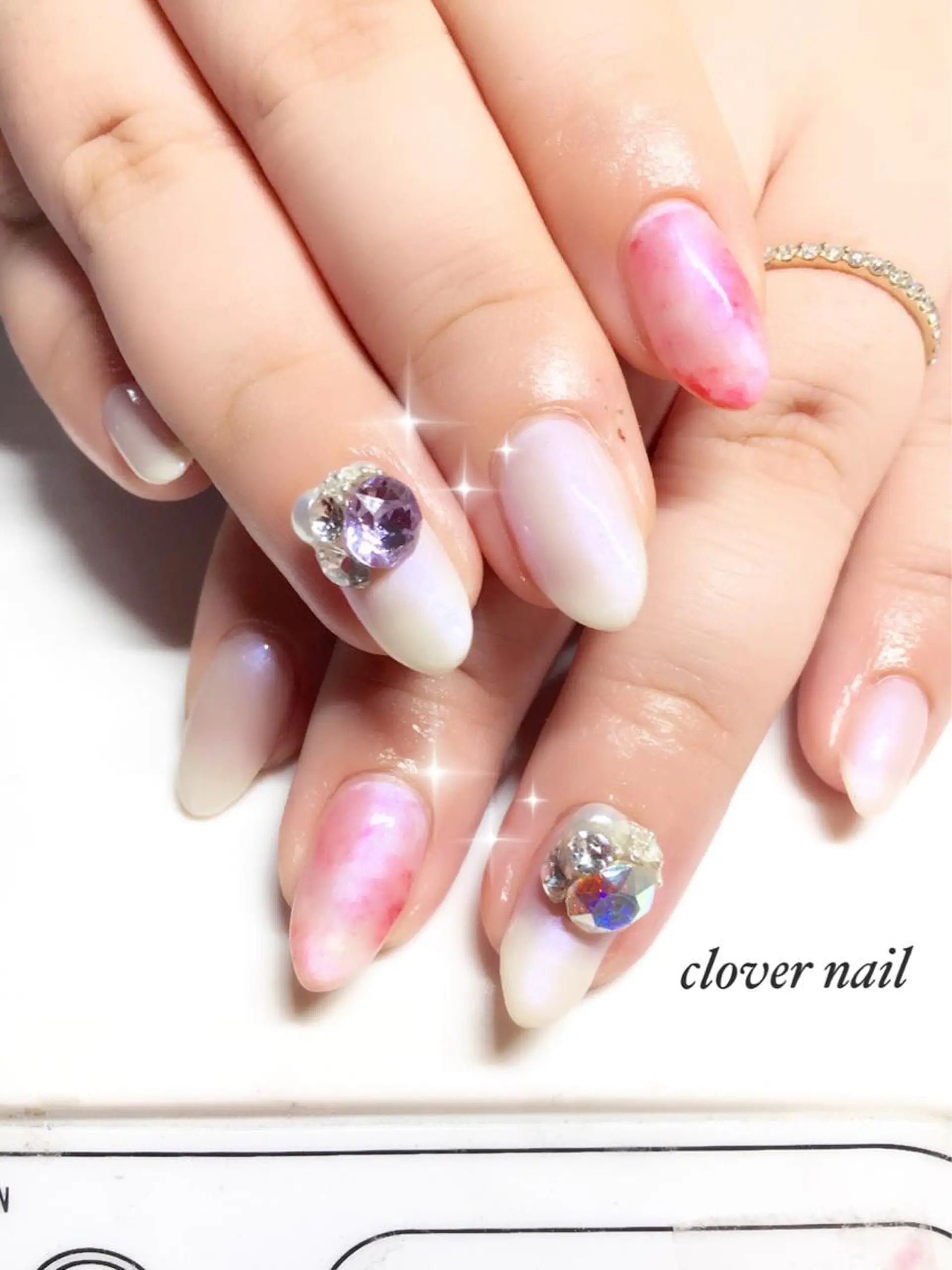ネイル clover nailのネイルデザイン